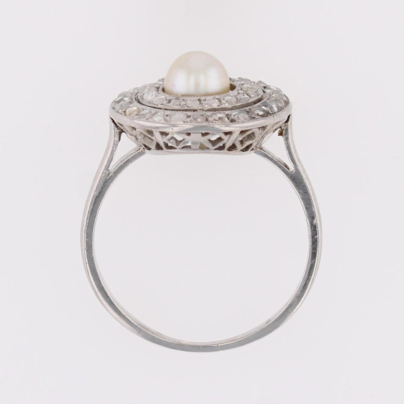 Anello tondo in platino con perle e diamanti Art Deco degli anni '20 in vendita 8