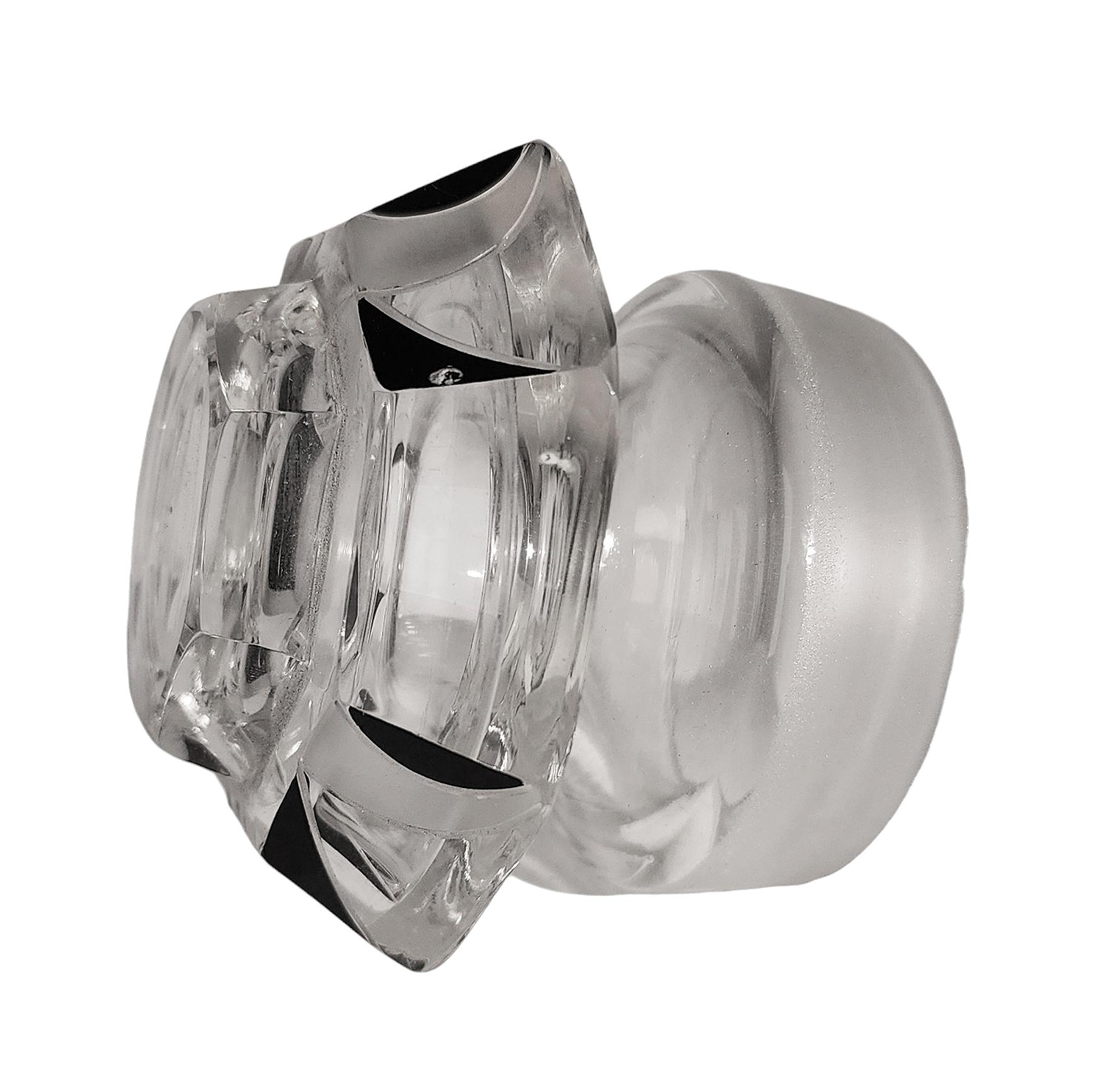 Decantador francés Art Déco de los años 20 de cristal cilíndrico y esmalte negro con tapón Esmalte en venta