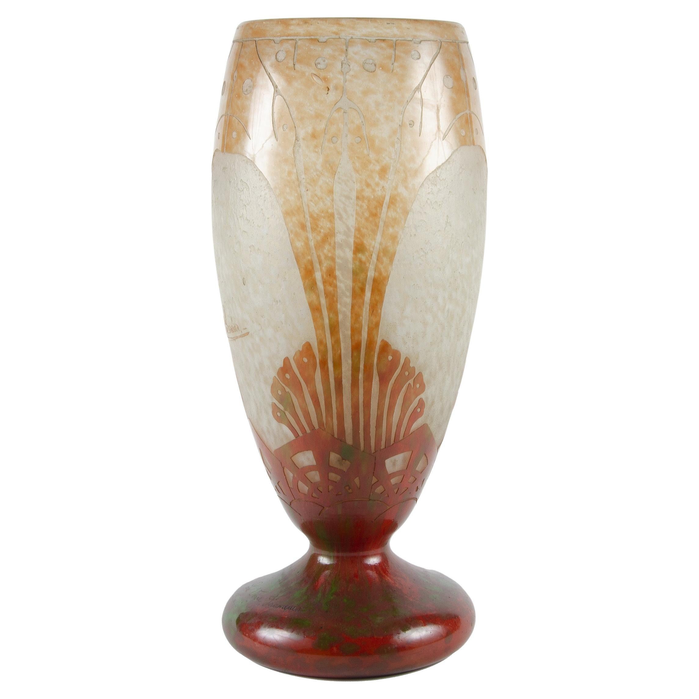 Vase Art Déco en verre français des années 1920 avec algues par Charder pour Le Verre Français en vente