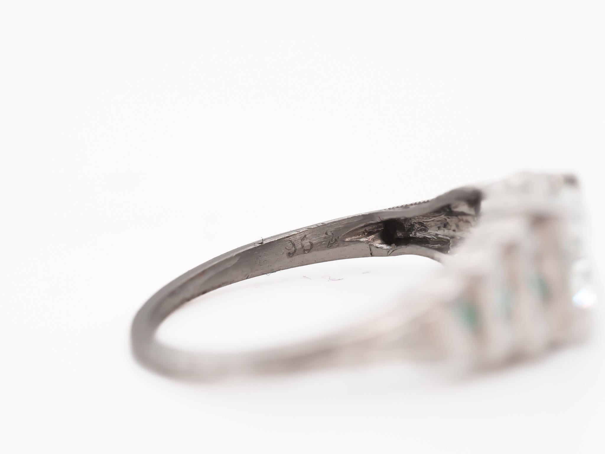 1920s Art Deco GIA 1.04ct Old European Diamond and Emerald Engagement Ring - For Sale 1