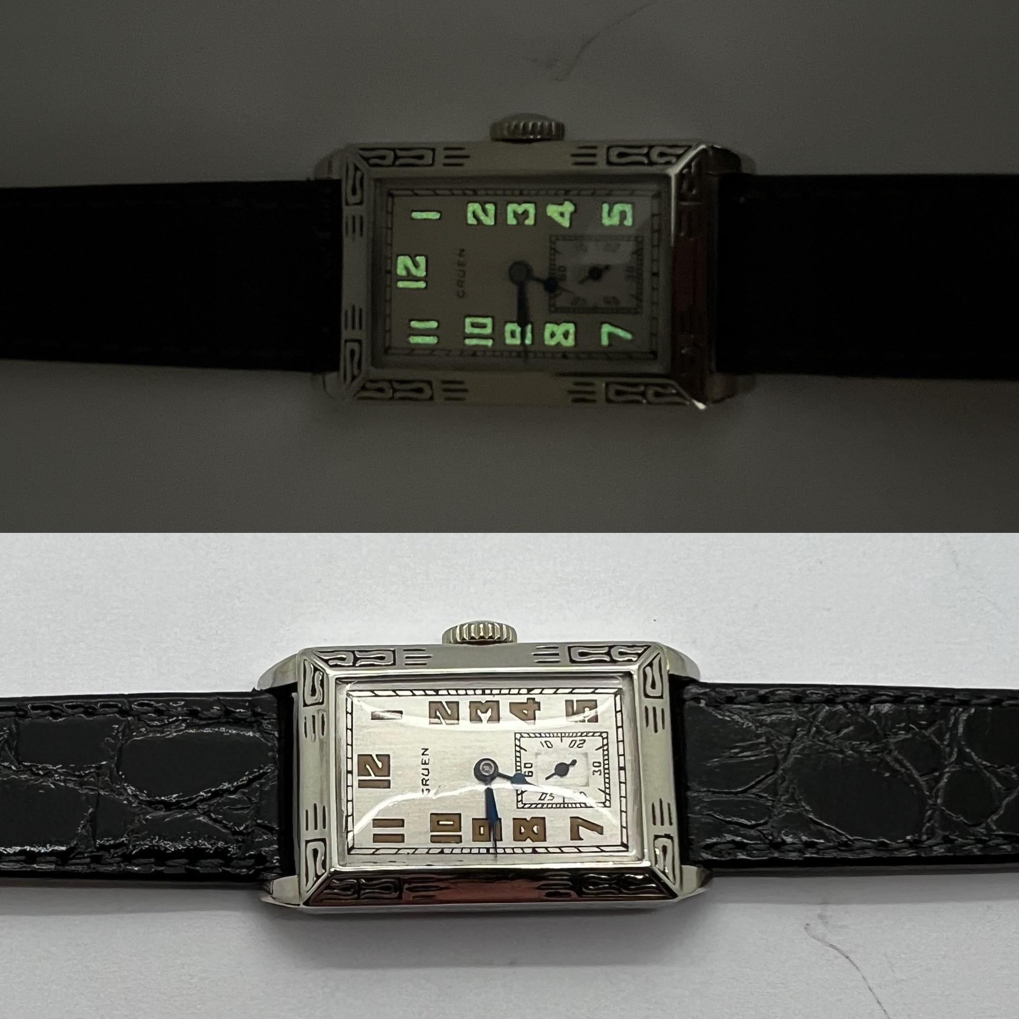 Men's 1920’s, Art Deco Gruen Quadron, 15 Jewel, beautiful statement timepiece.