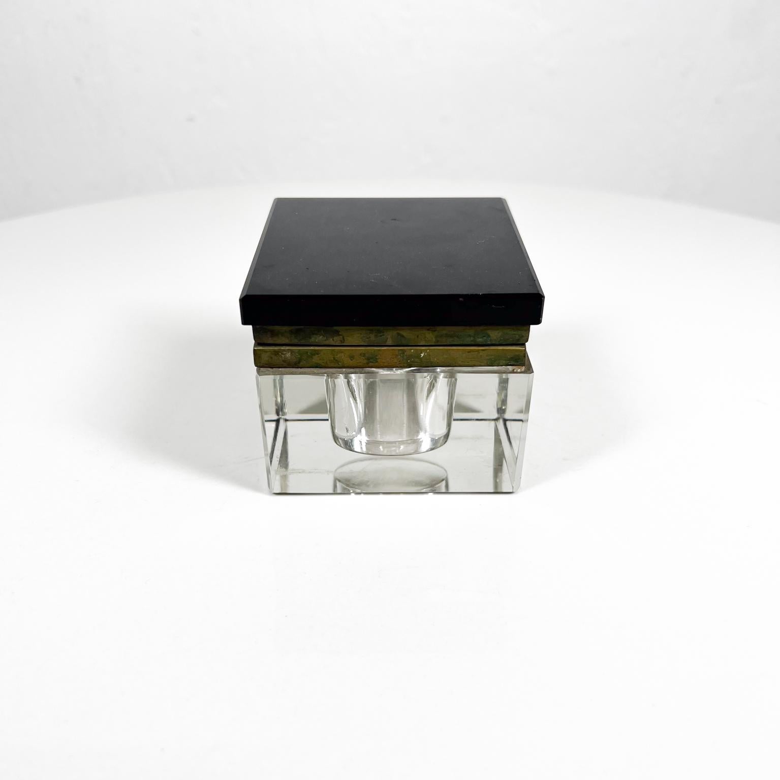 1920s Art Deco Inkwell Modern Beveled Solid Glass and Brass In Good Condition For Sale In Chula Vista, CA