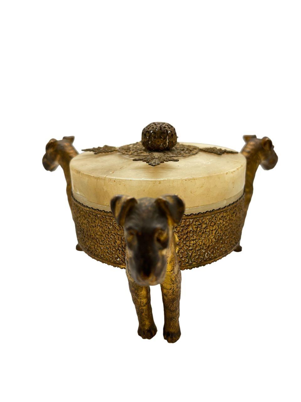 1920's Art Deco Jewelry Brass and Alabaster Terrier Box in Brass In Excellent Condition In Van Nuys, CA