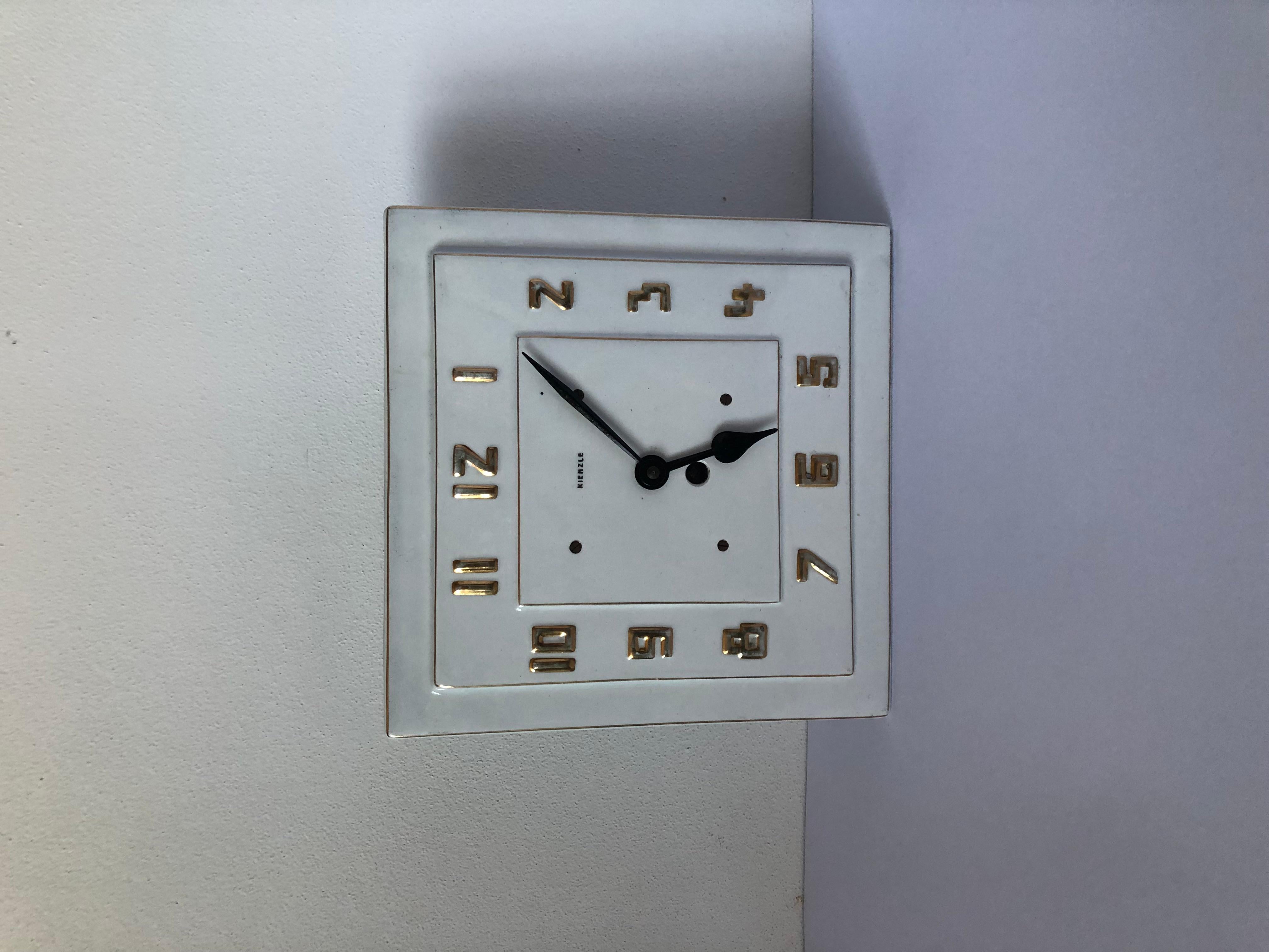 - Germany wall clock Kienzle 1920s with porcelain dial and gold numbers
- The clock is machanical and they is wounding up with the key
- The clock is in original good conditional and they were professionally clean
- Key is included.