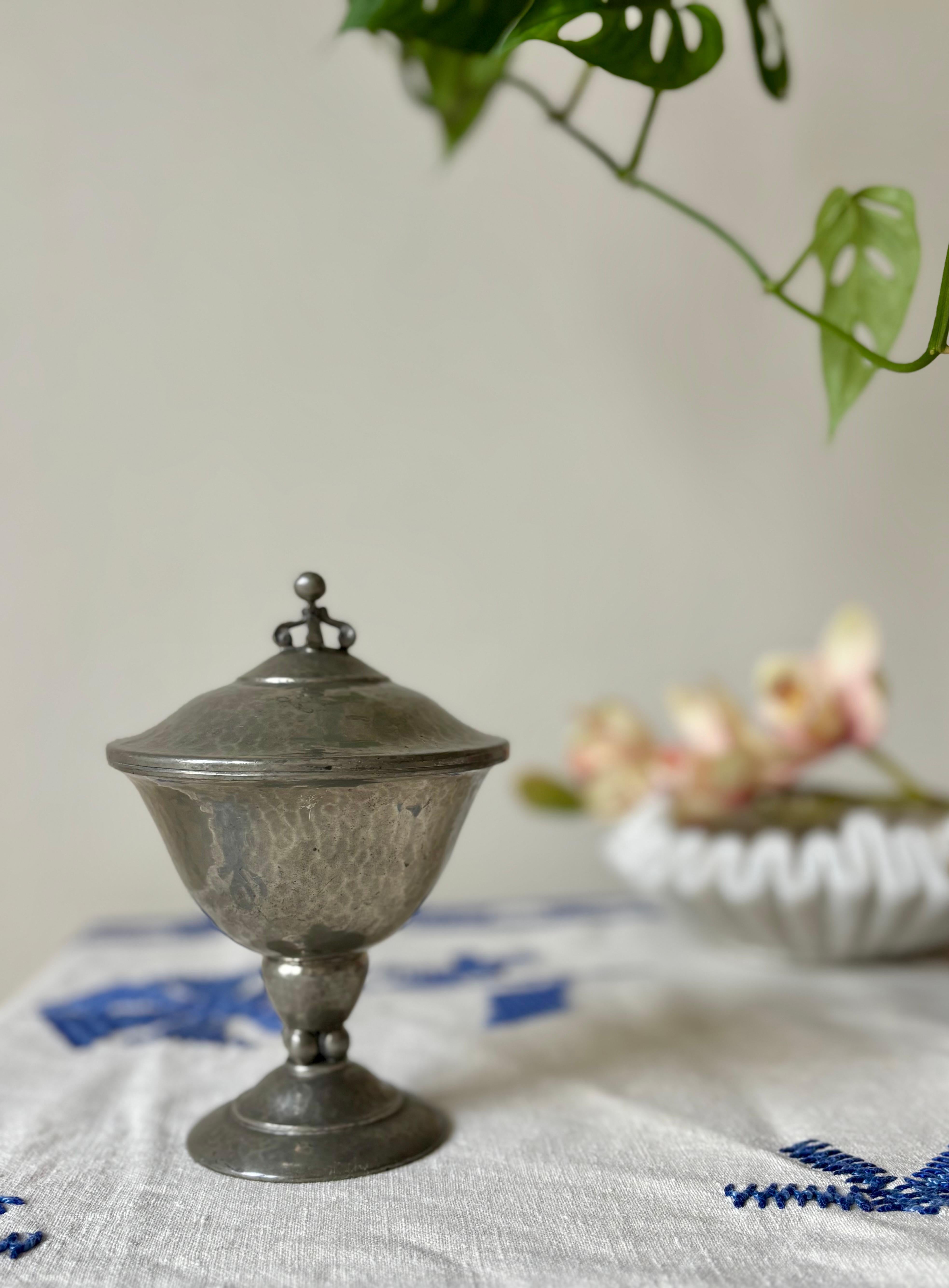 1920s Art Deco Lidded Pewter Bowl, Denmark For Sale 3