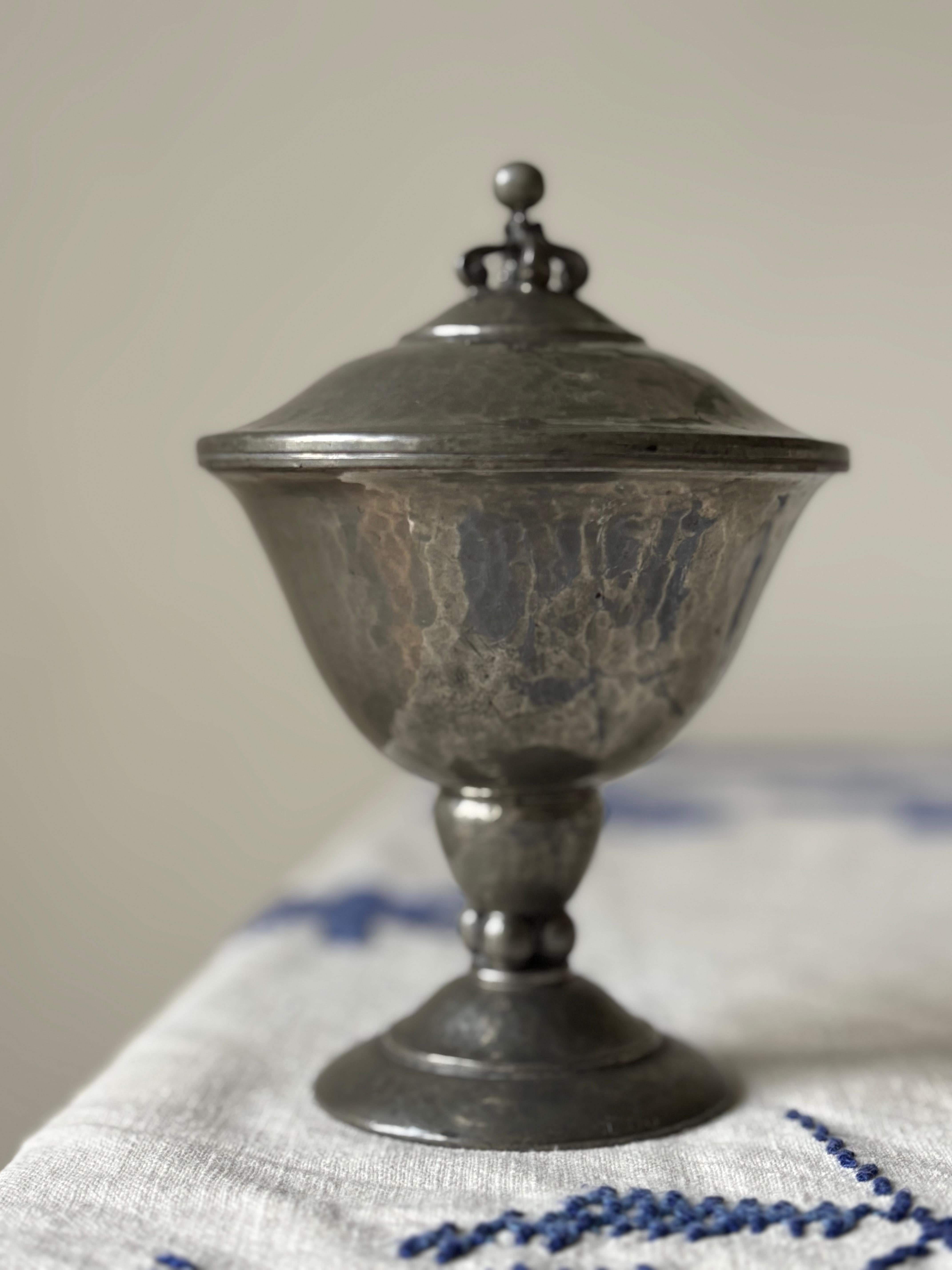 1920s Art Deco Lidded Pewter Bowl, Denmark For Sale 5