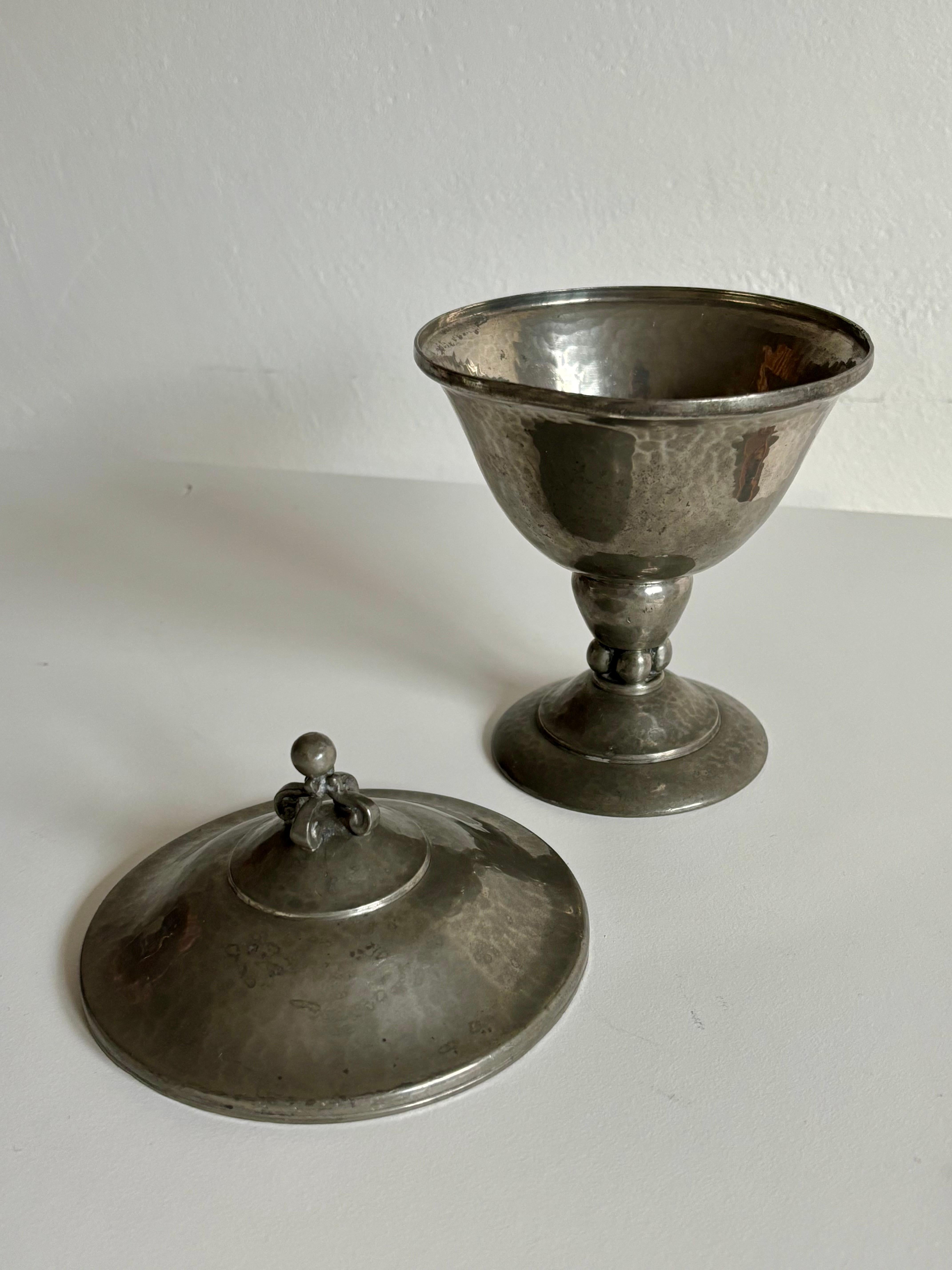 Hammered 1920s Art Deco Lidded Pewter Bowl, Denmark For Sale