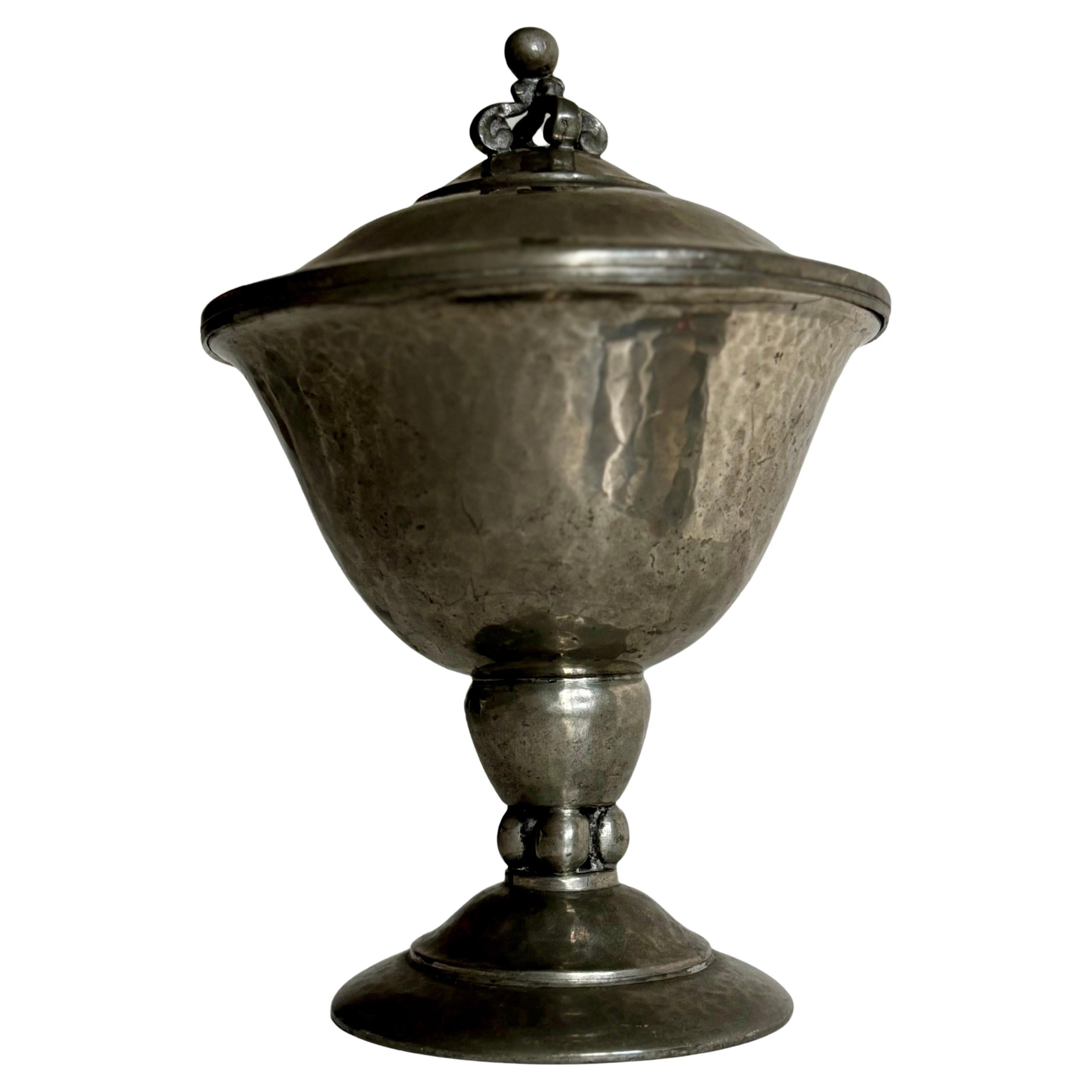Bol en étain à couvercle Art déco des années 1920, Danemark