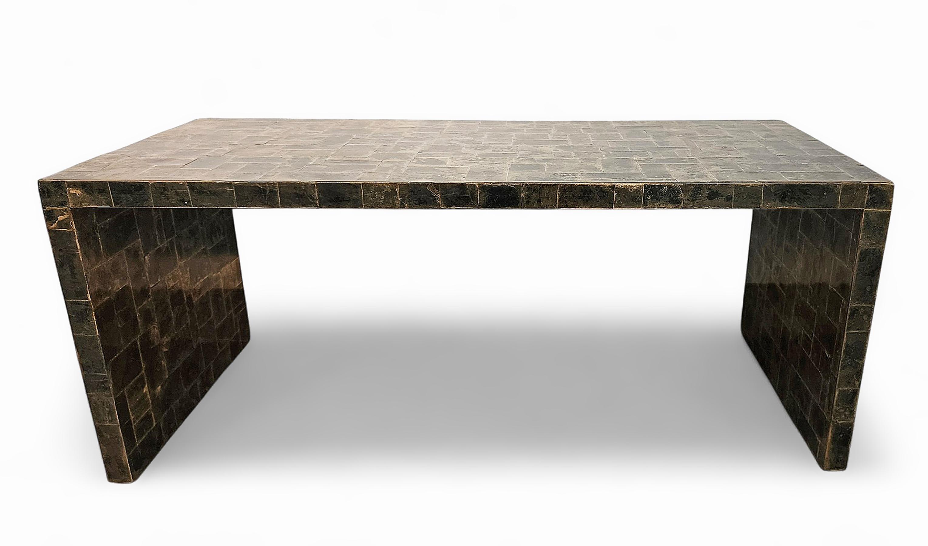Art déco 1920's Art Déco J.M. Table d'appoint en mica et en bois de style Frank par Comte S.A., Argentina en vente