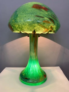 1920s Art Deco Murano Glass Domed Mushroom Green Fish Aquarium Table Lamp