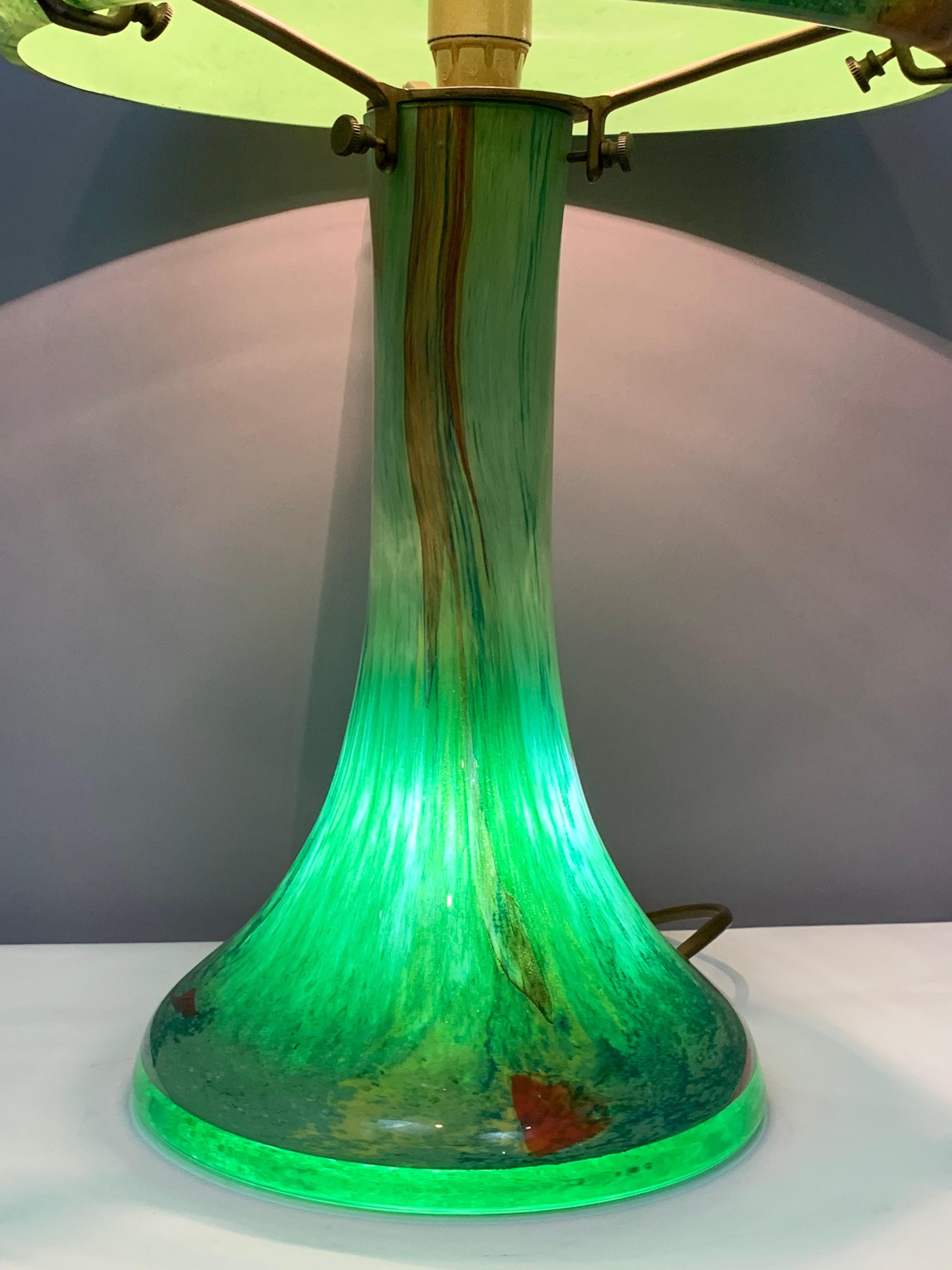 Italian 1920s Art Deco Murano Glass Domed Mushroom Green Fish Aquarium Table Lamp