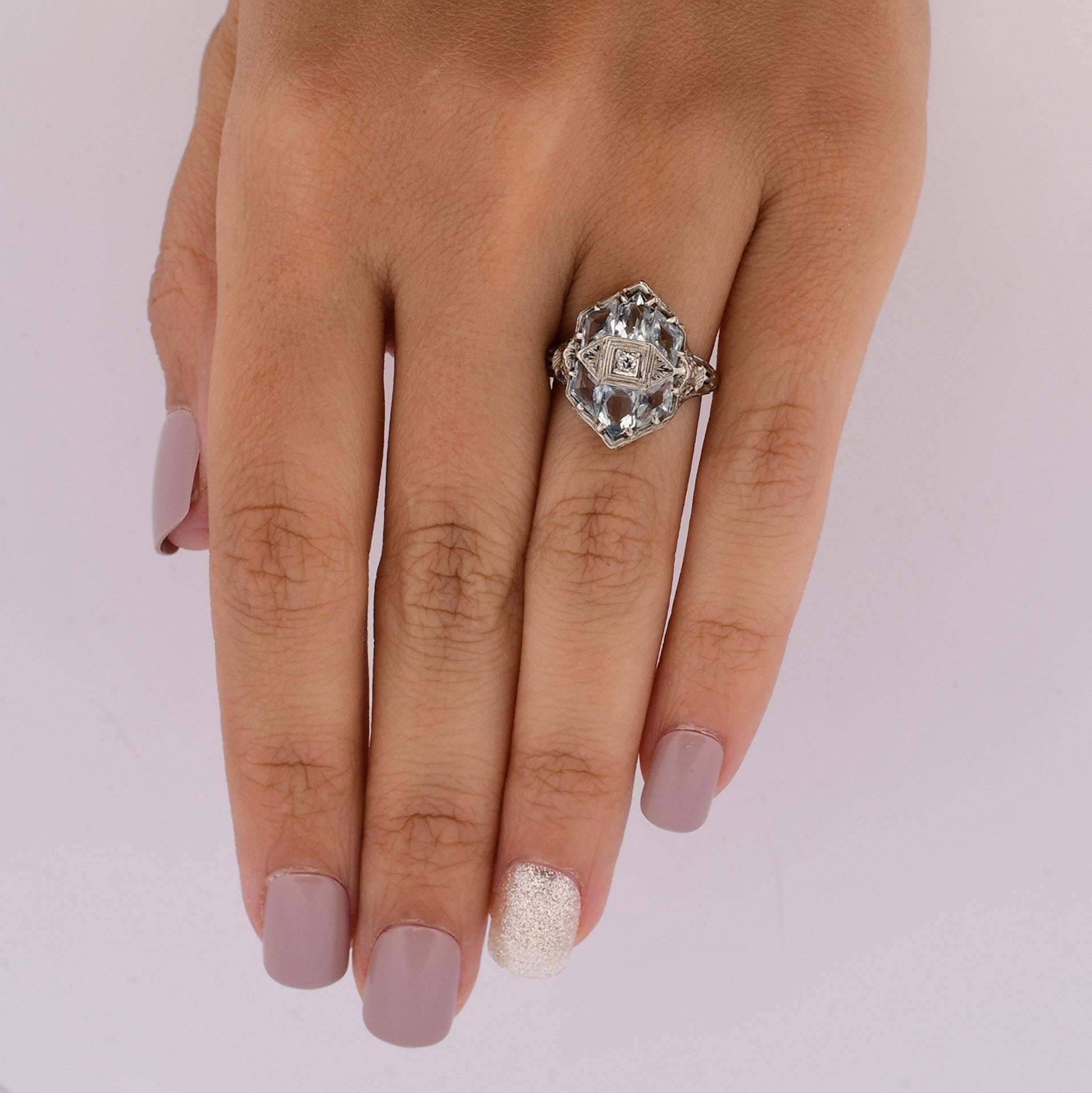 1920'S Art Deco Natürlicher Aquamarin & Natürlicher Diamant Filigraner Ring 1