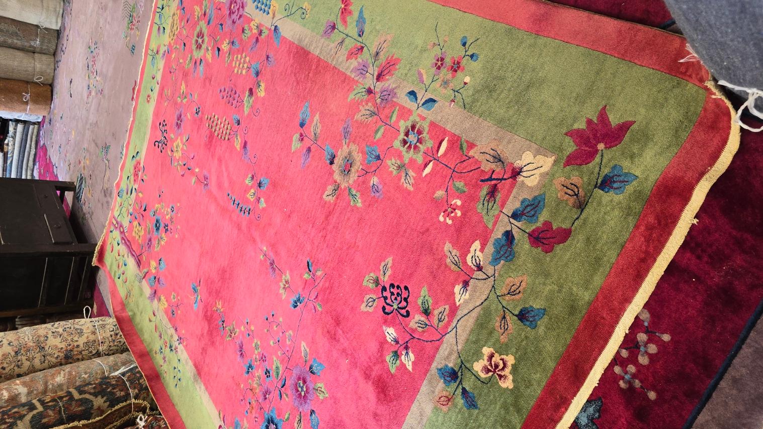 1920s Art Deco Nichols Alfombra Floral China rosa 9x11.6 Chino en venta