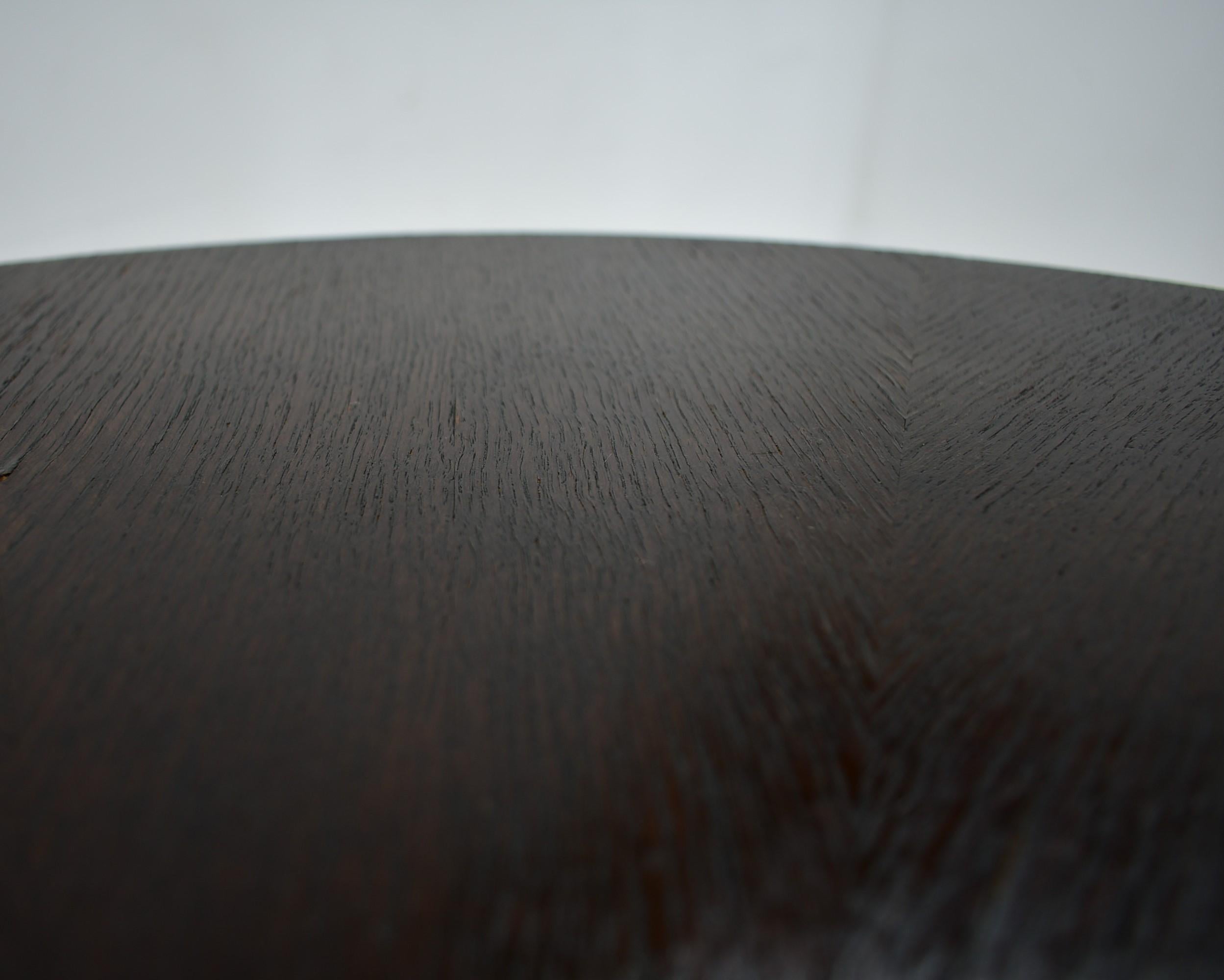 Table basse d'appoint Art Déco 1920 et nappe en vente 7
