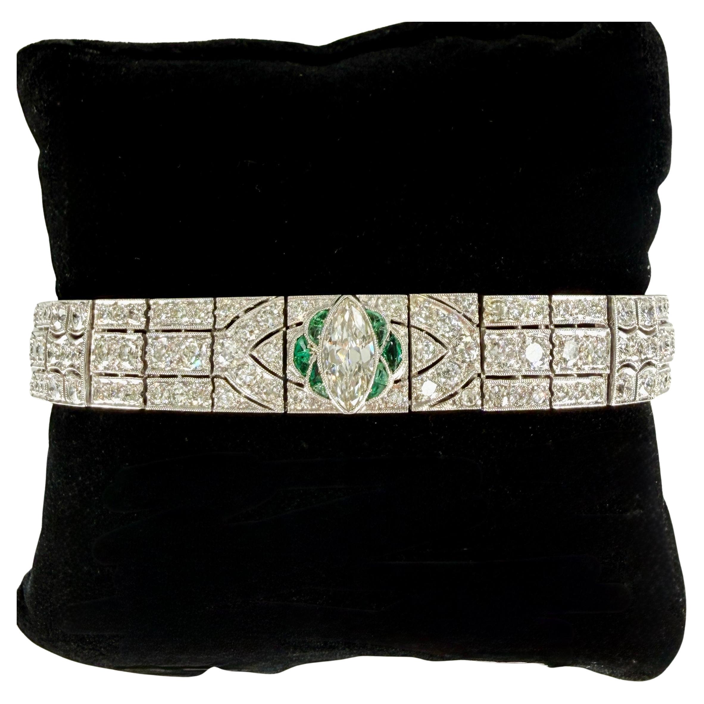 Bracciale Art Deco del 1920 con diamanti e smeraldi taglio antico, platino