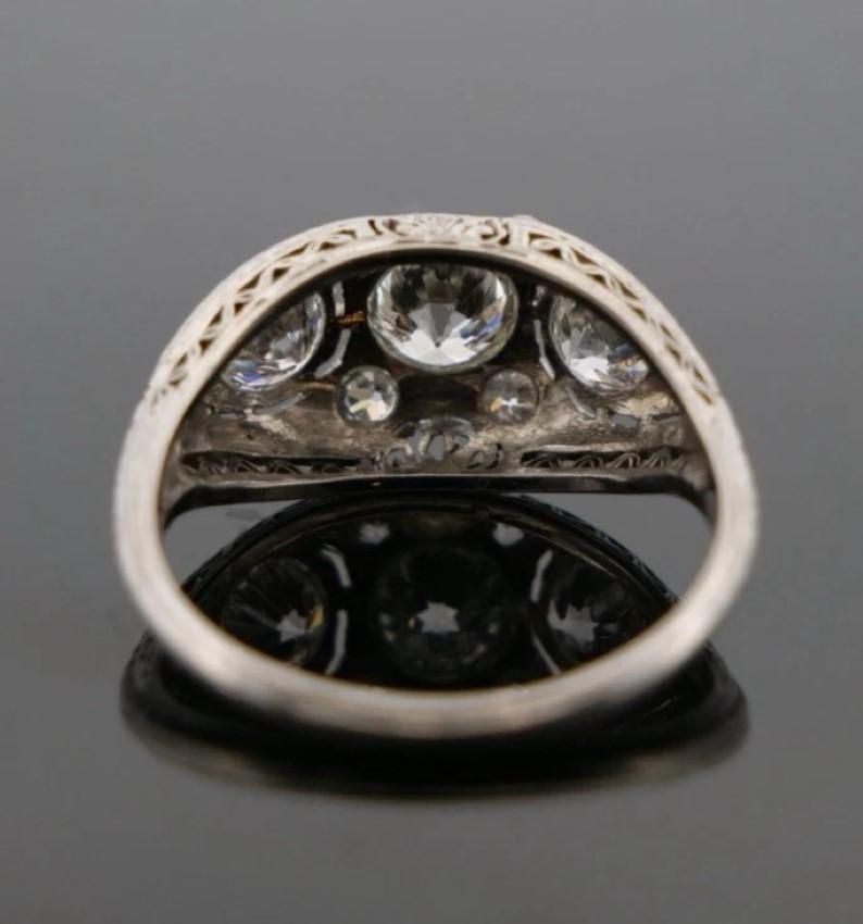 1920er Art Deco Alte Europäische Schliffe Handgefertigter Filigraner 2.00CTW Platin Diamant Ring im Angebot 6