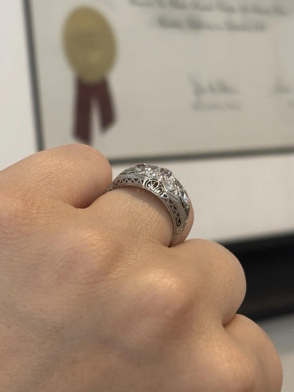 1920er Art Deco Alte Europäische Schliffe Handgefertigter Filigraner 2.00CTW Platin Diamant Ring im Angebot 8