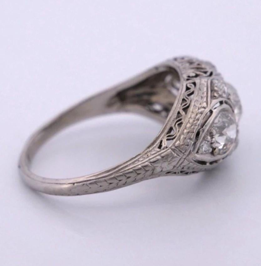 1920er Art Deco Alte Europäische Schliffe Handgefertigter Filigraner 2.00CTW Platin Diamant Ring im Zustand „Hervorragend“ im Angebot in Carmel By The Sea, CA