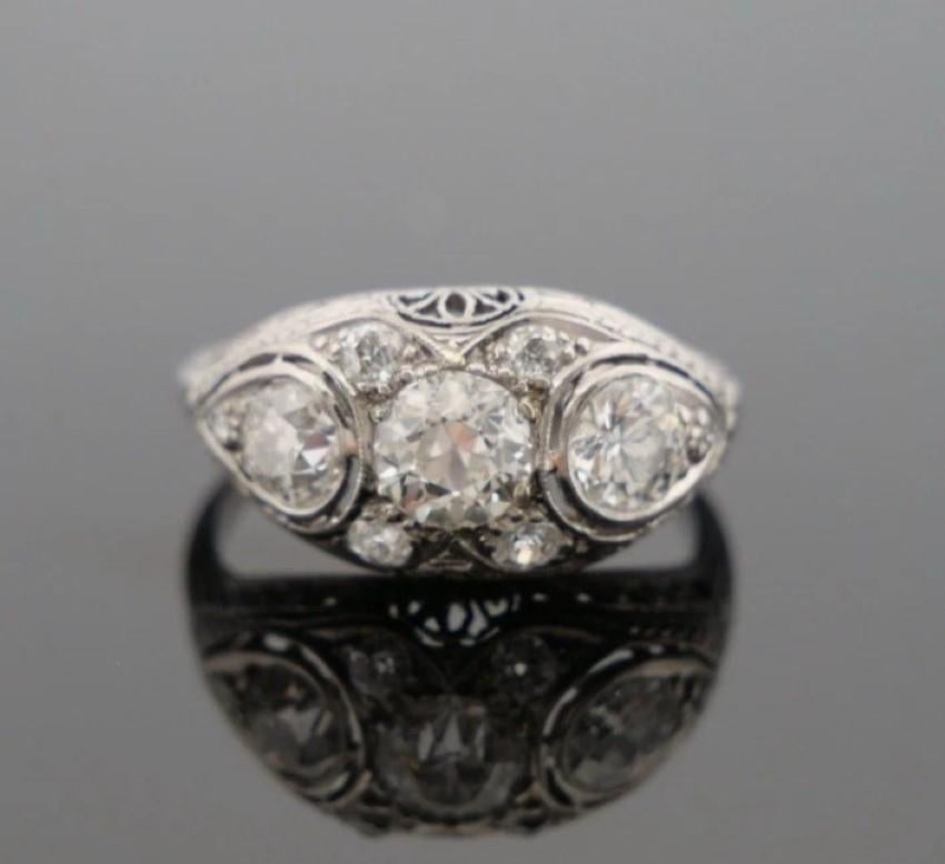 1920er Art Deco Alte Europäische Schliffe Handgefertigter Filigraner 2.00CTW Platin Diamant Ring im Angebot 1