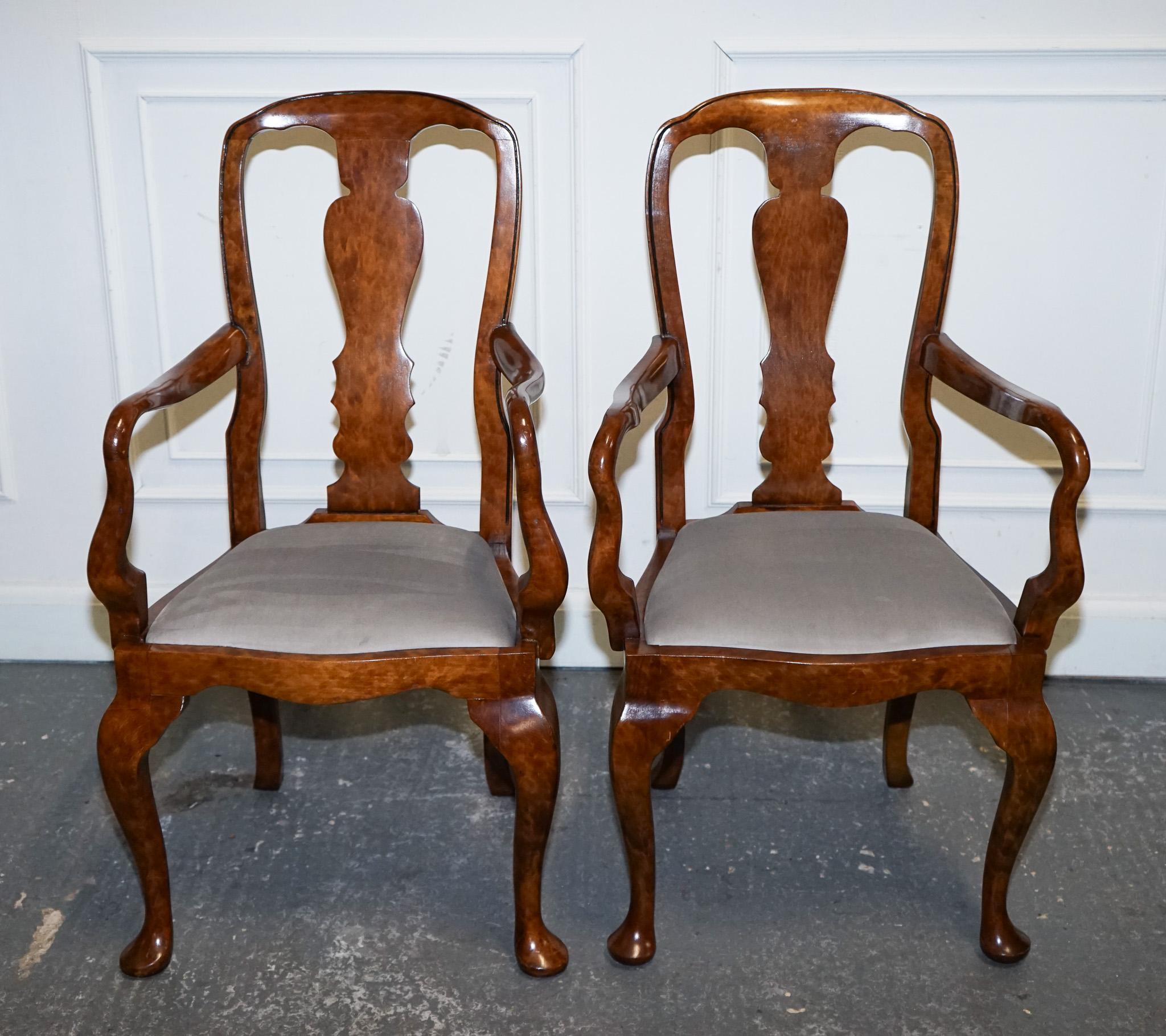 Fatto a mano COPPIA ART DECO DEGLI ANNI '20 DI BRACCIOLI IN NOCE DA SALONE IN STILE Queen Anne in vendita