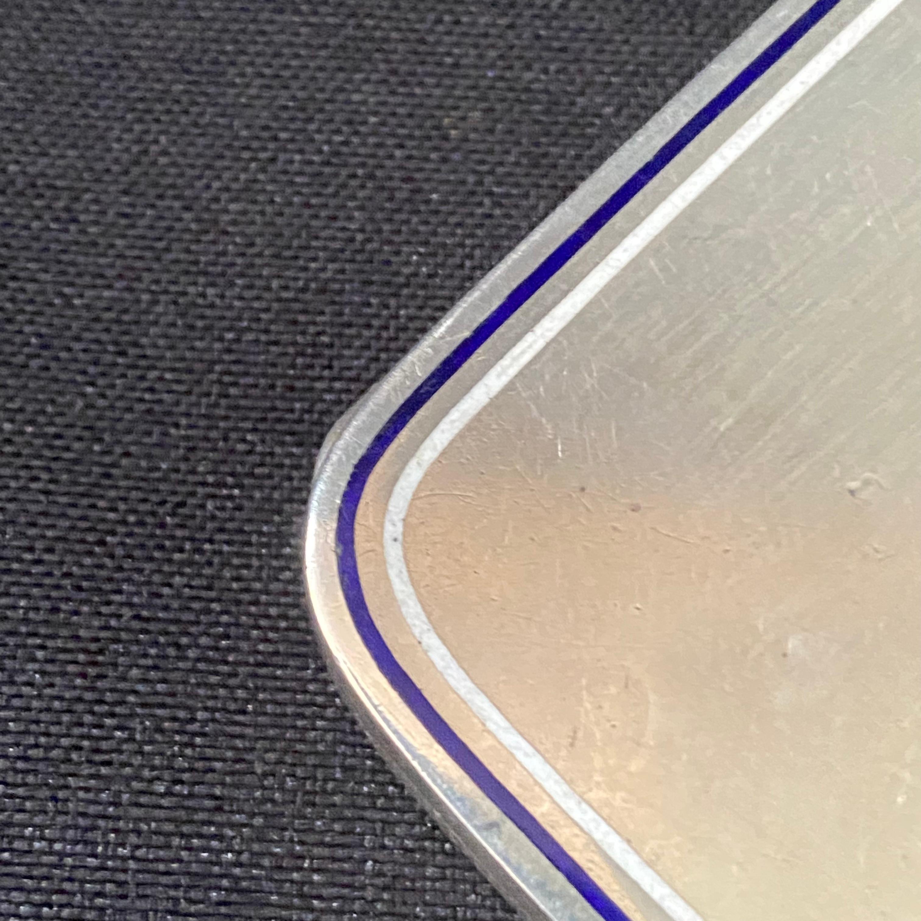 Portasigarette o portanome in argento con iniziali MD del periodo Art Deco del 1920 di Hermés. in vendita 1