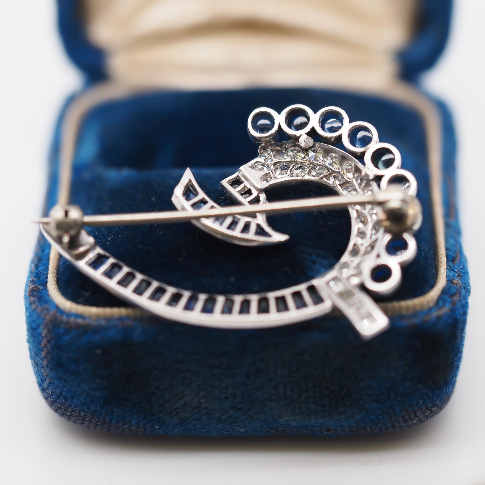 Baguette Cut 1920s Art Deco Platinum Sapphire and Diamond Brooch For Sale