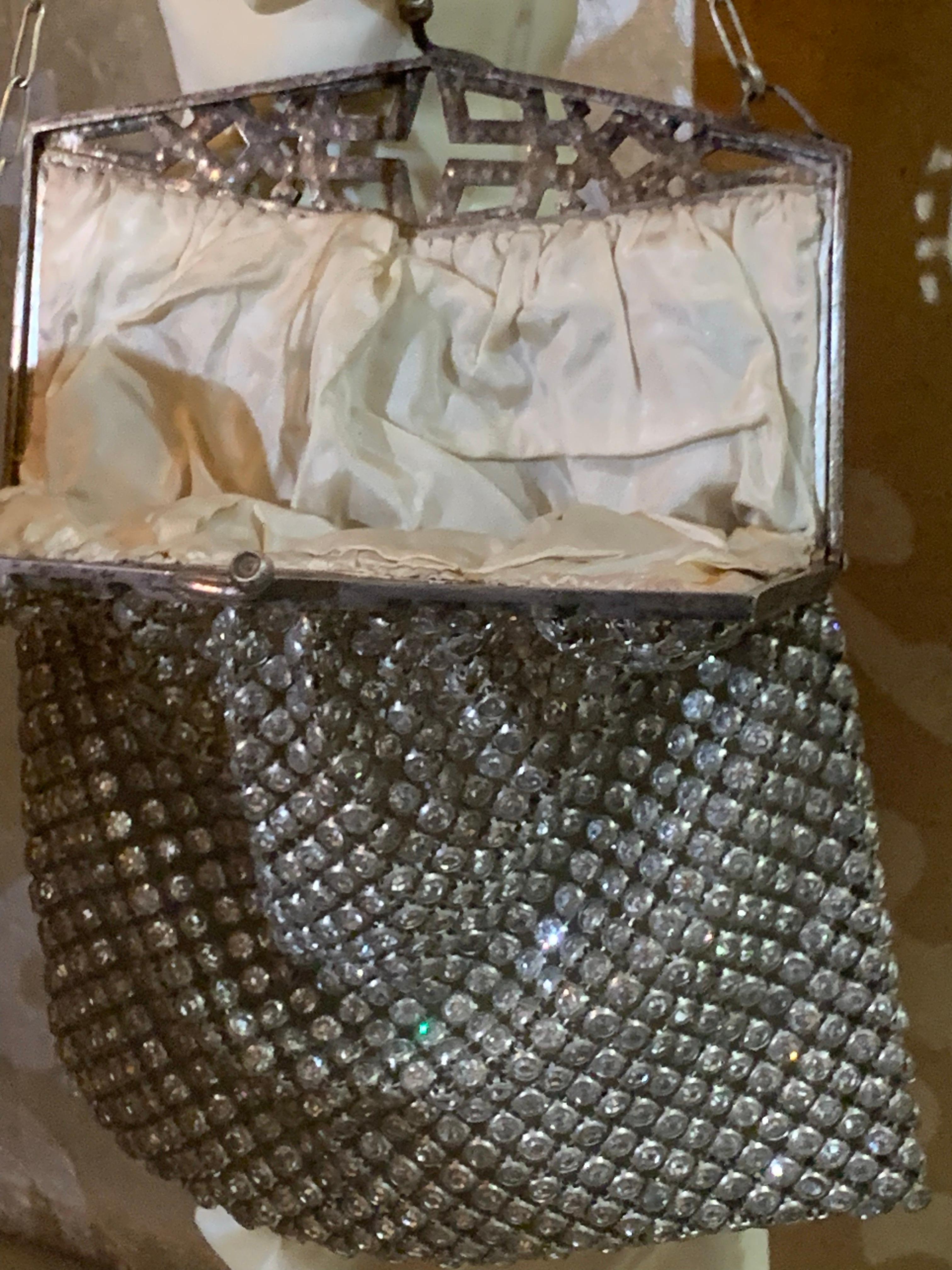 1920s Art Deco Rhinestone Mesh Evening  Bag w Fretwork Frame. 6