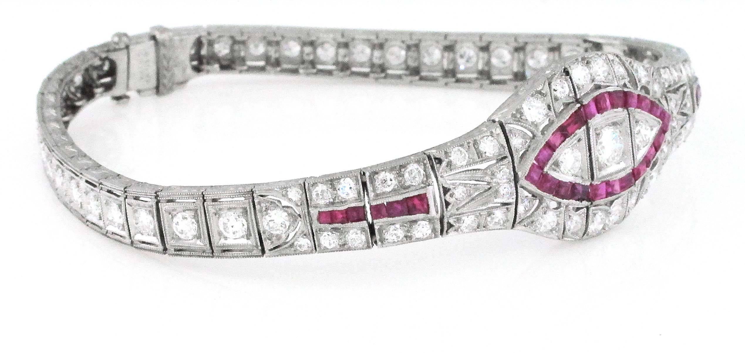 1920s Art Deco Ruby and Diamond Bracelet, 18 Karat White Gold In Excellent Condition In Beverly Hills, CA
