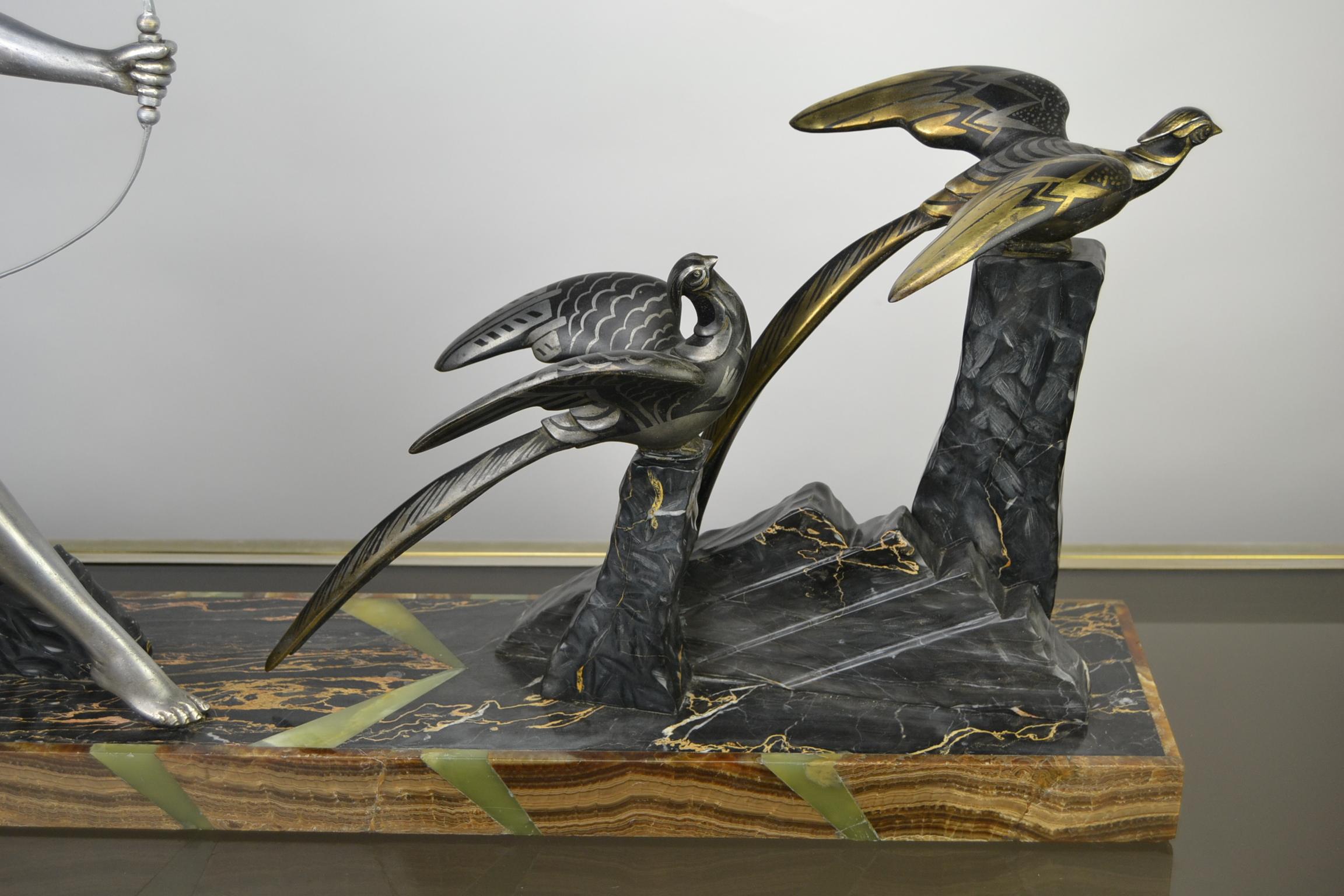 1920s Art Deco Sculpture by Uriano, Woman Shooting Two Birds In Good Condition In Antwerp, BE