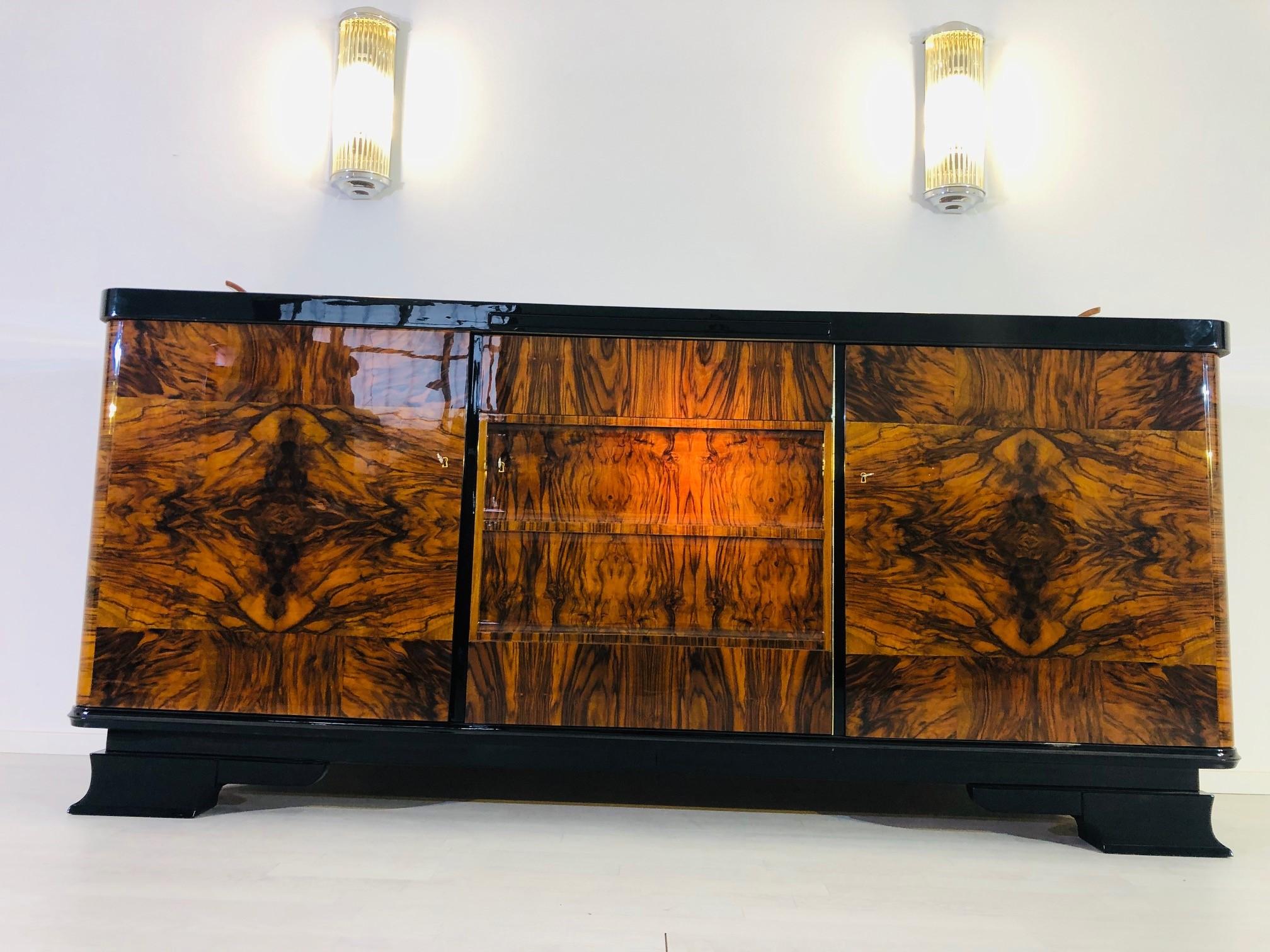 1920s Art Deco Sideboard Made of Caucasian Walnut and Shellac Finish 3