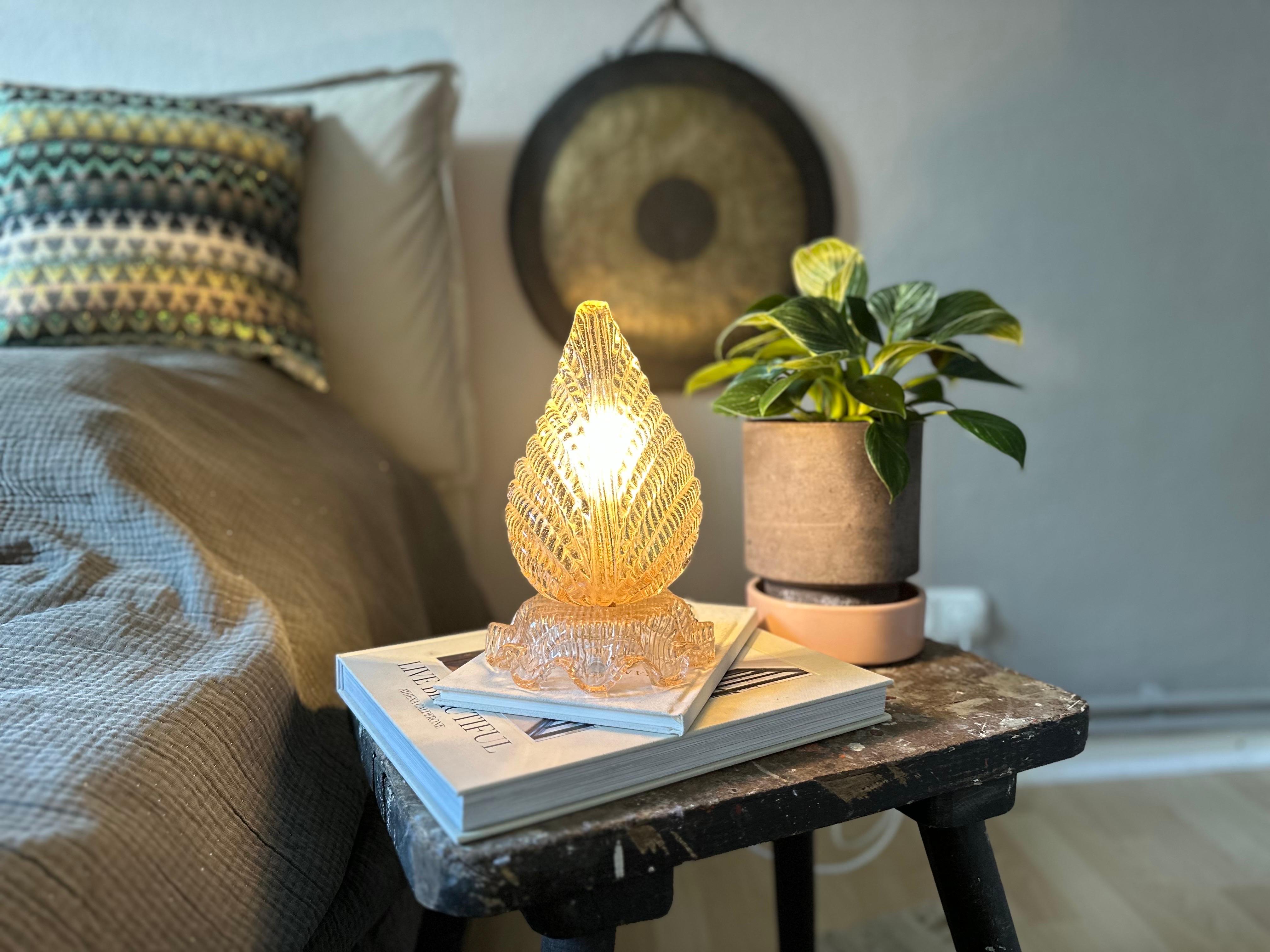 1920s Art Deco Table Lamp in Rose-Colored Murano Glass – Attributed to Ercole Ba For Sale 7