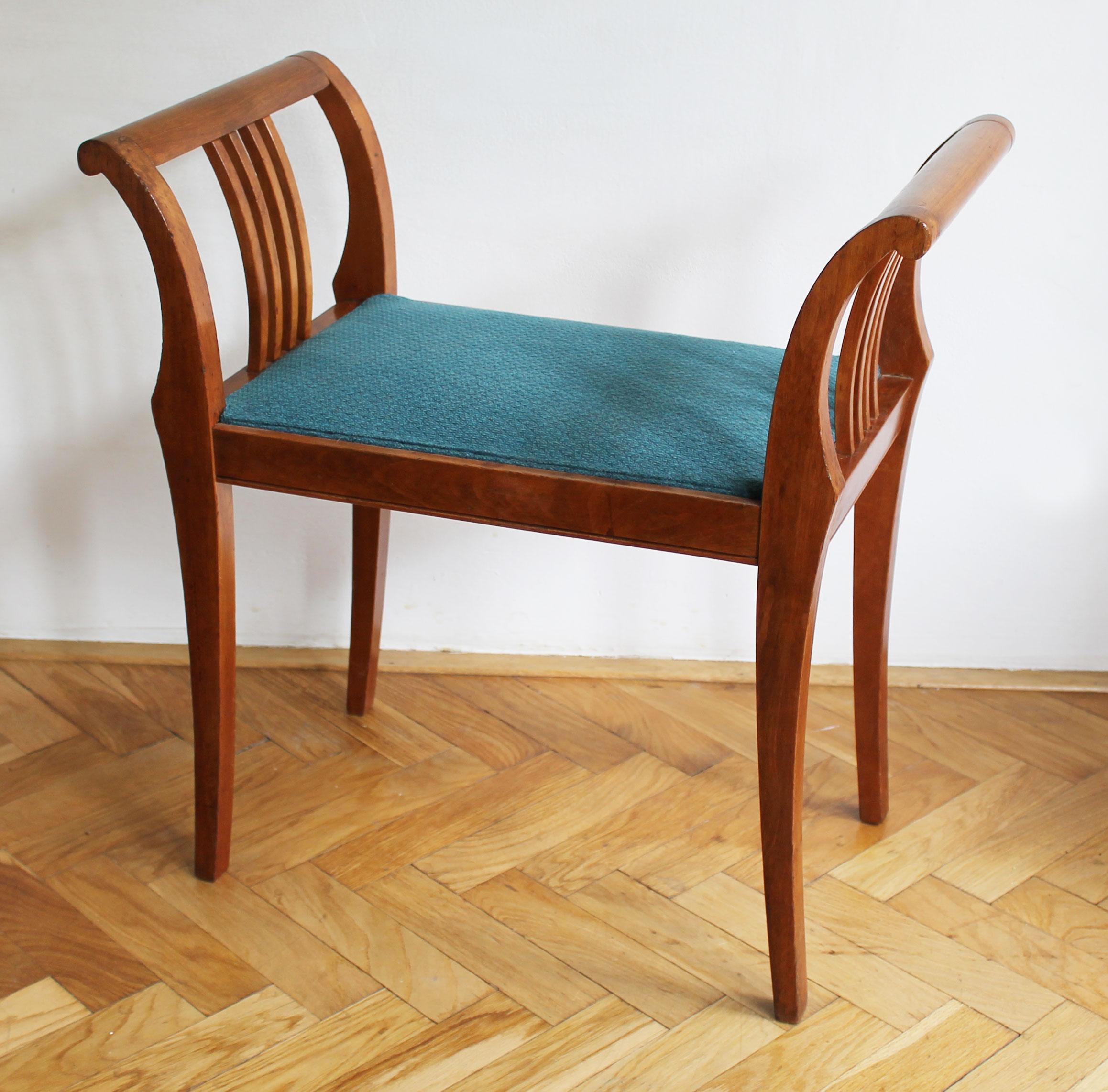 1920's Art Deco Tabouret In Good Condition For Sale In Brno, CZ
