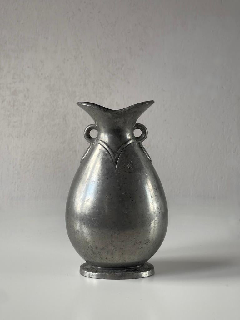 20th Century 1920s Art Deco vase by danish sculptor and silversmith Just Andersen, Copenhagen For Sale