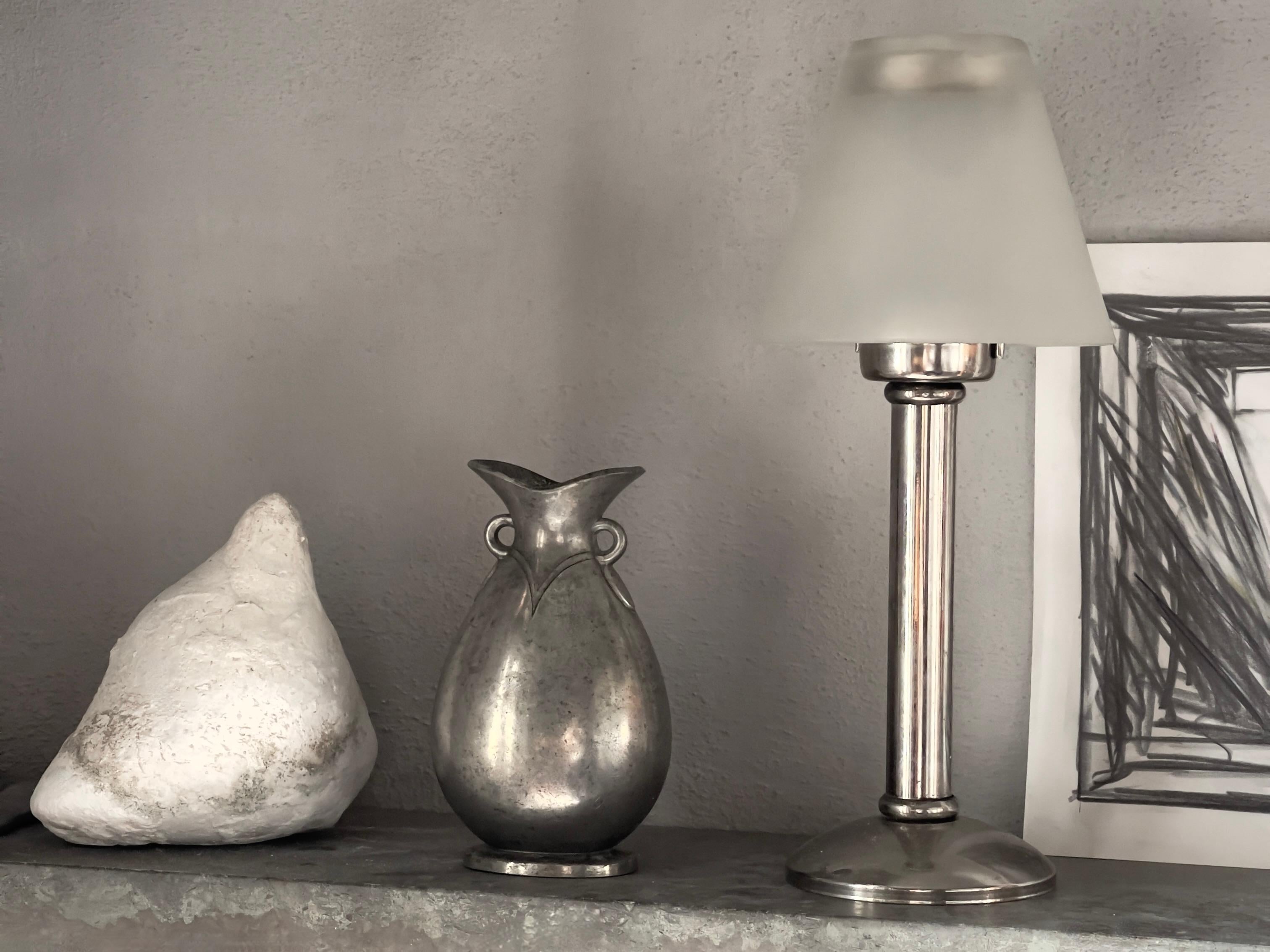 1920s Art Deco vase by danish sculptor and silversmith Just Andersen, Copenhagen For Sale 2