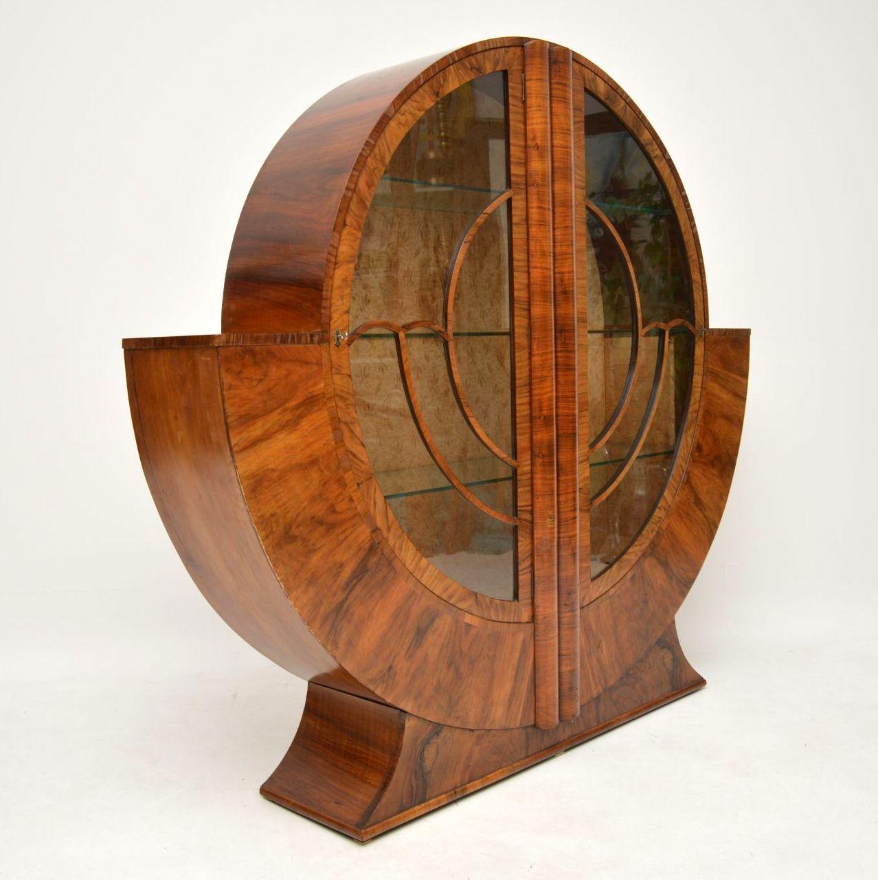 1920s Art Deco Vintage Walnut Bookcase/Cabinet 3