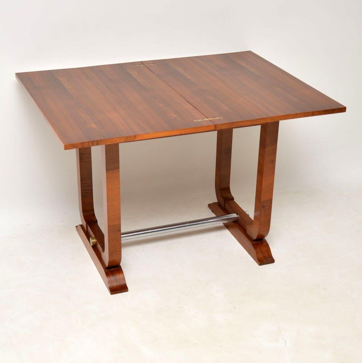1920s, Art Deco Vintage Walnut Card Table / Side Table (Englisch)