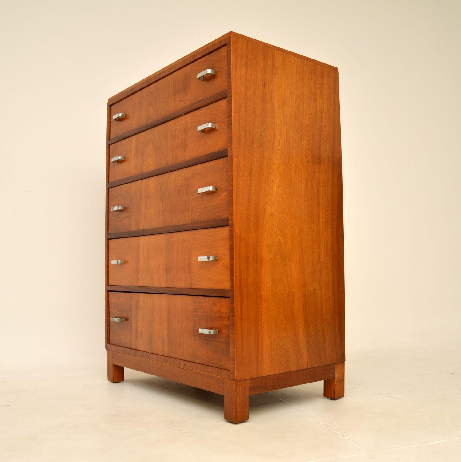 1920's Art Deco Walnut Chest of Drawers by Heal's In Good Condition In London, GB