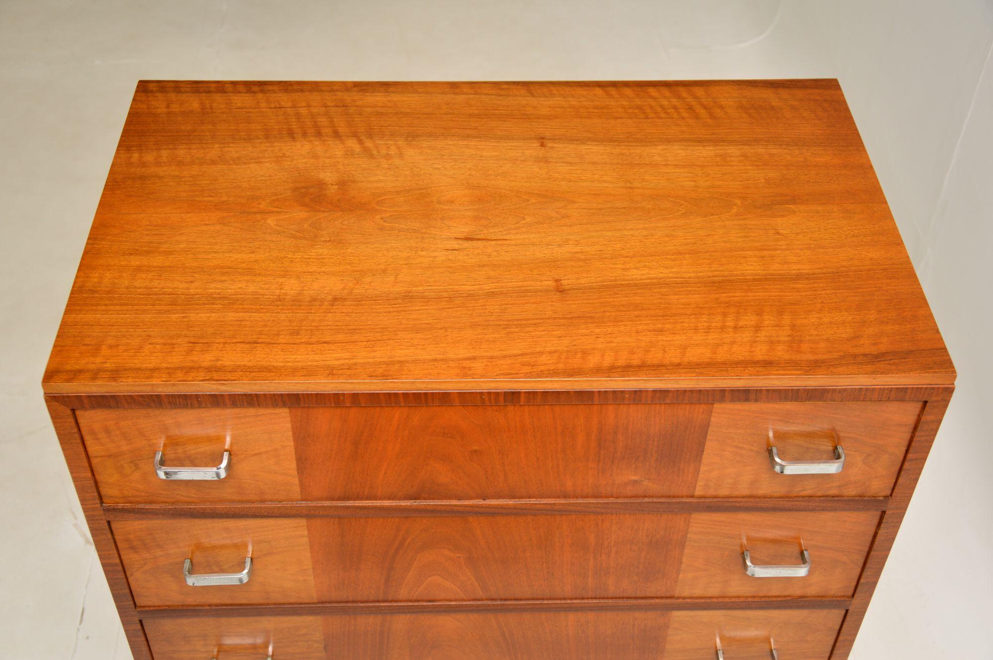 Début du 20ème siècle Commode Art déco des années 1920 par Heal's