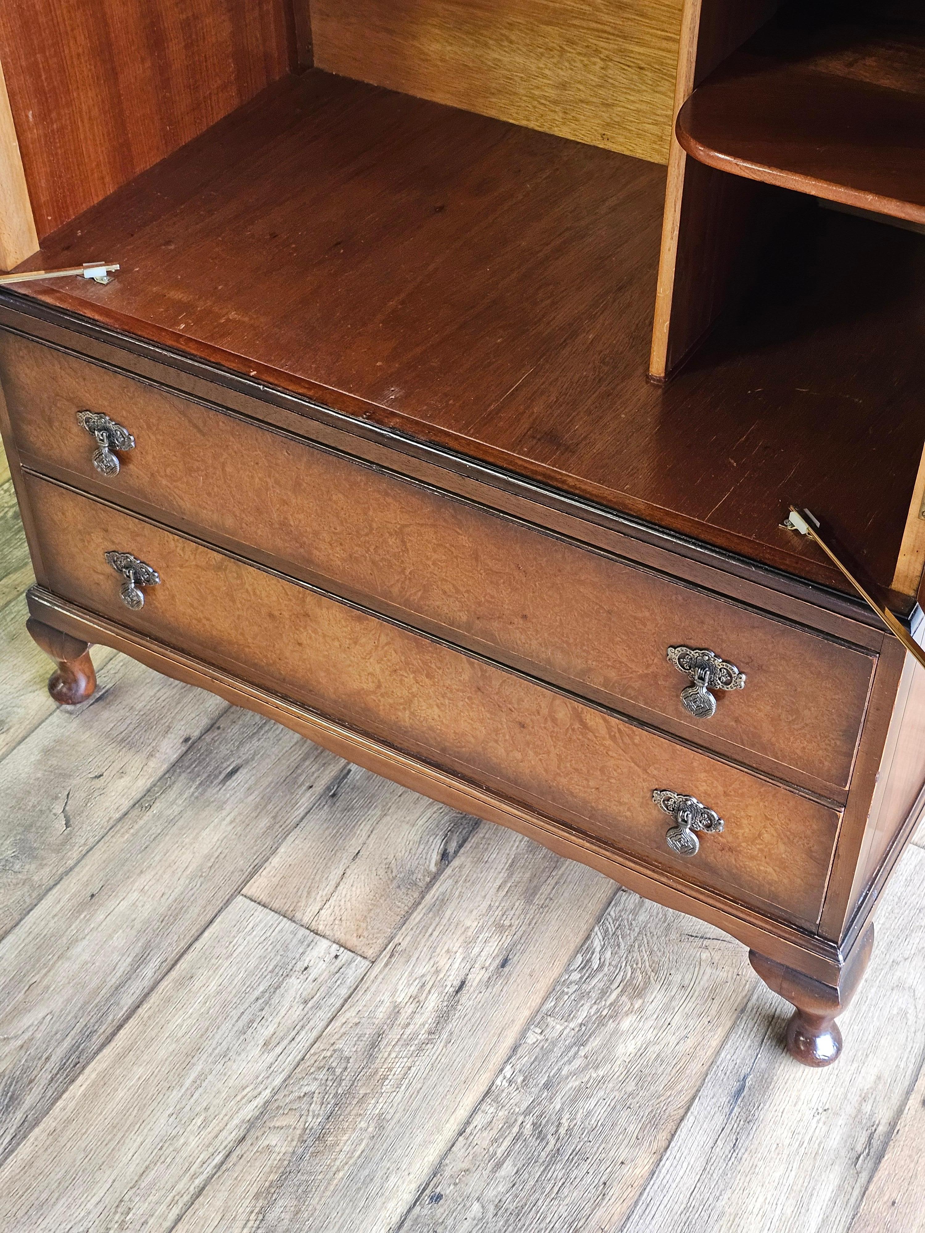 1920s Art Deco Walnut English Wardrobe 3