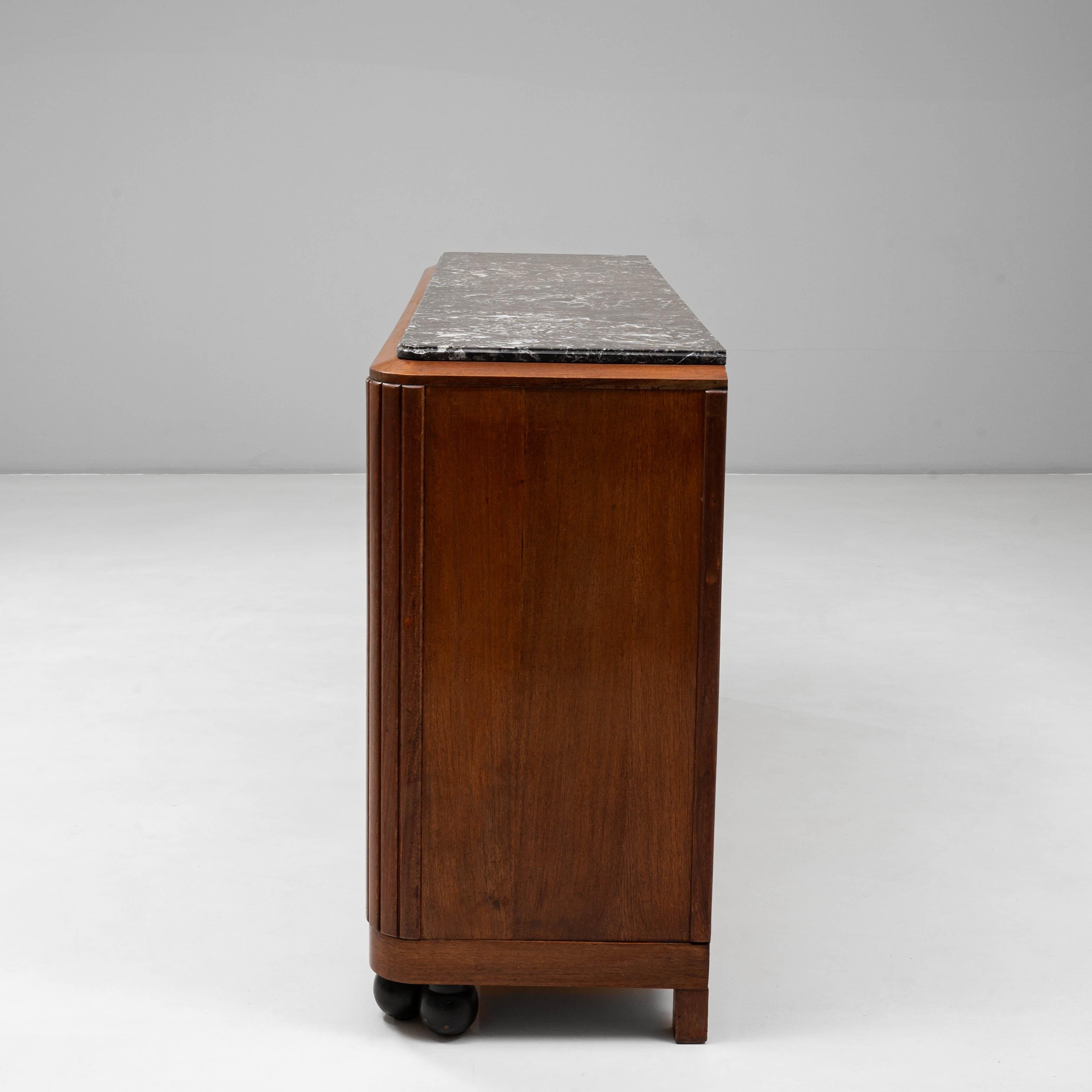 1920s Art Deco Wooden Sideboard with Marble Top en venta 7