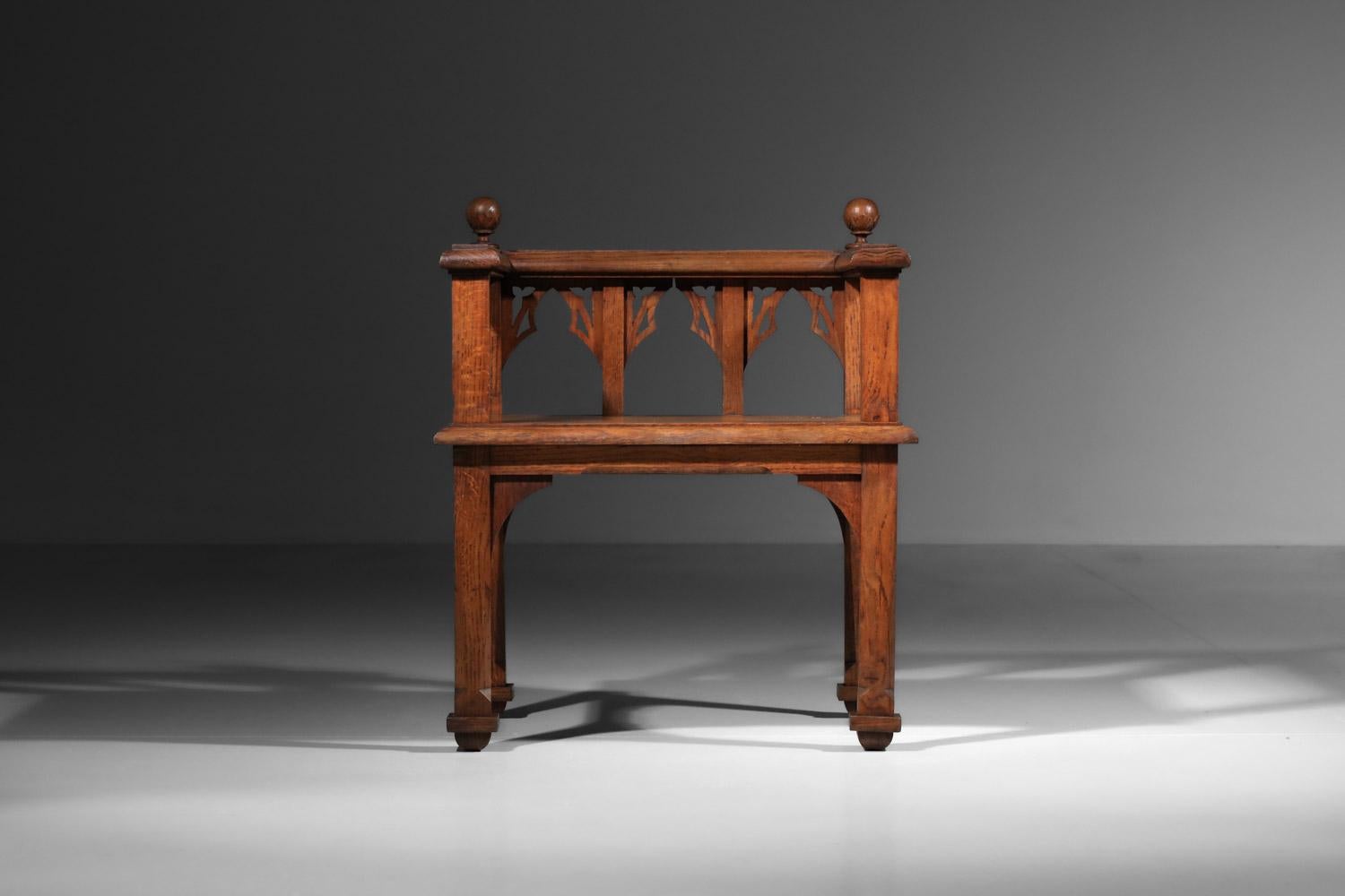 1920s Art Nouveau armchair with Gothic decoration in wood For Sale 6