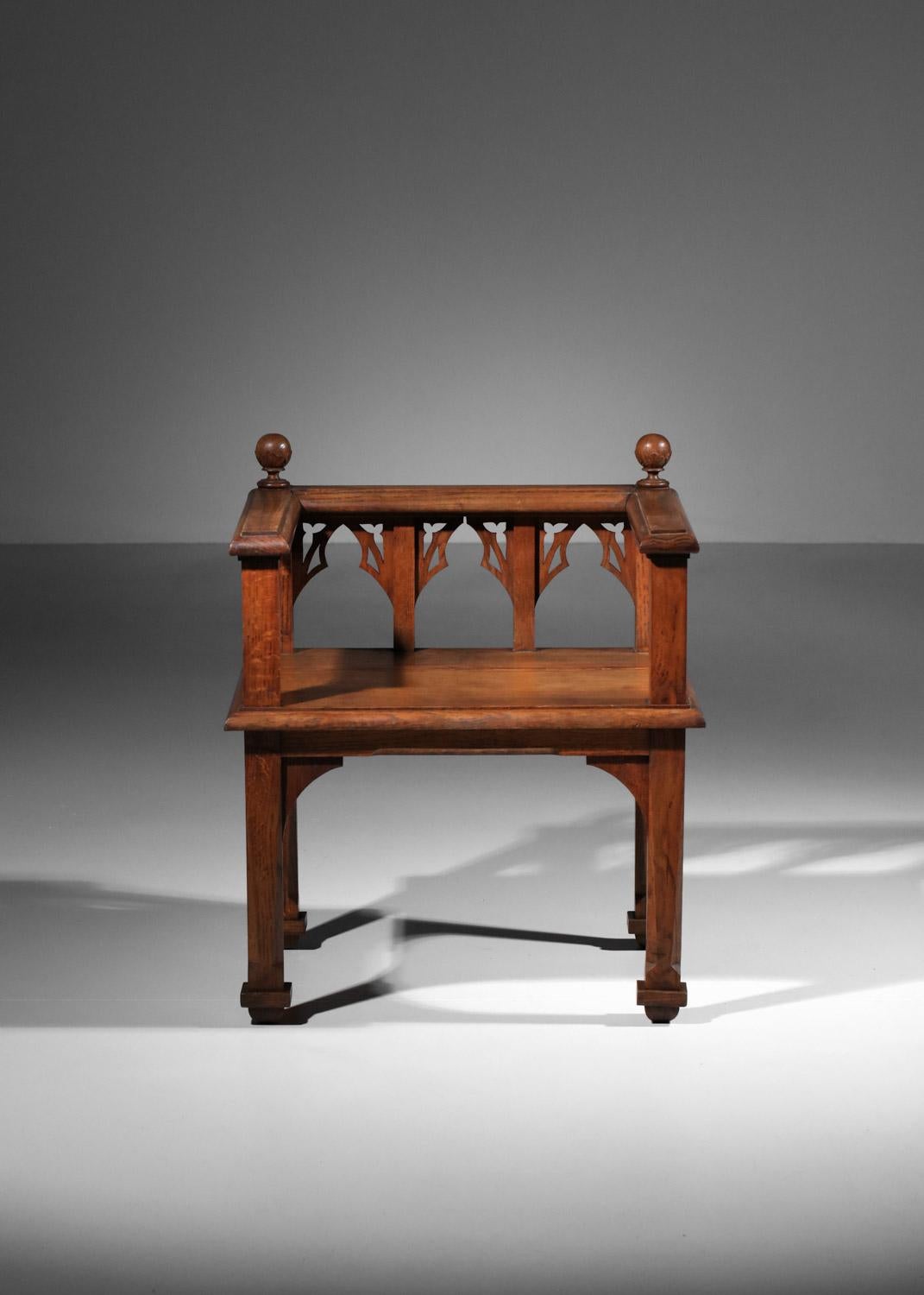 French 1920s Art Nouveau armchair with Gothic decoration in wood For Sale