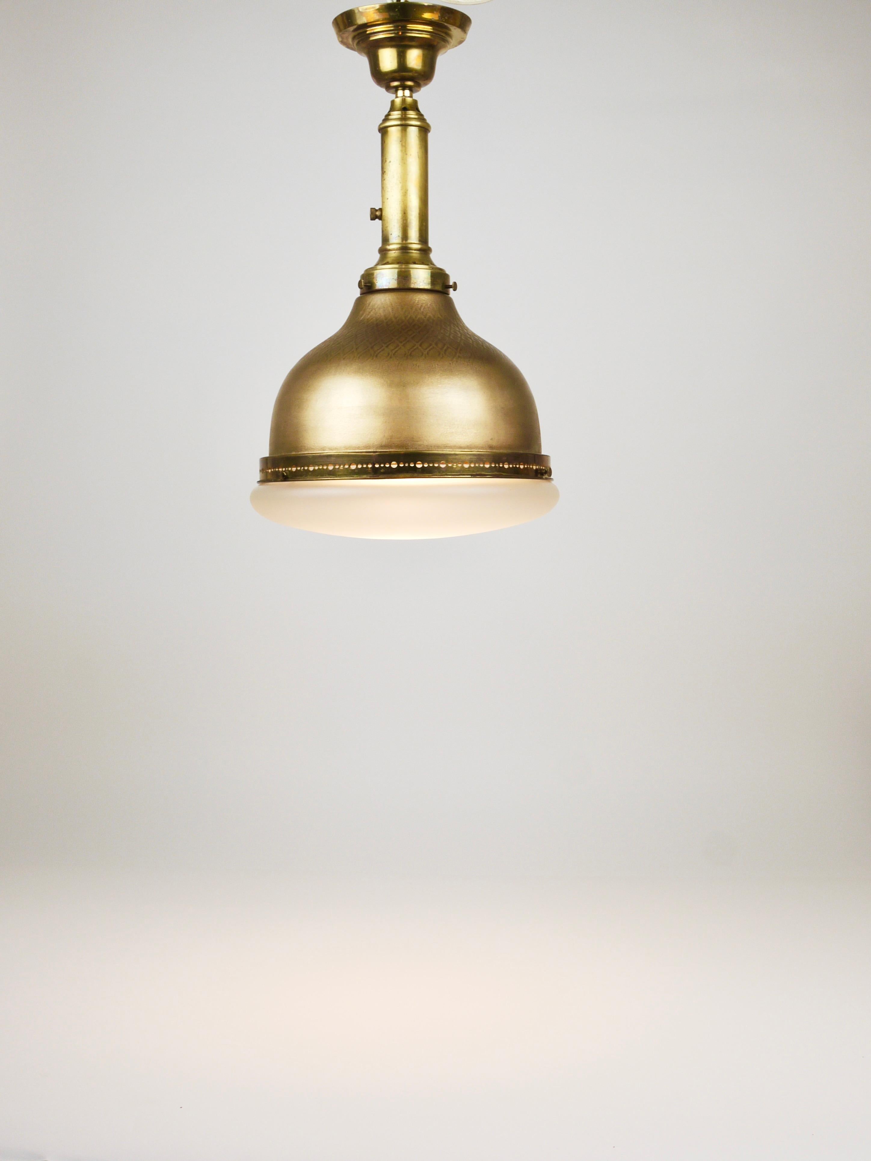 Lámpara colgante de latón y cristal Art Nouveau de los años 20, Jena, Alemania en venta 5