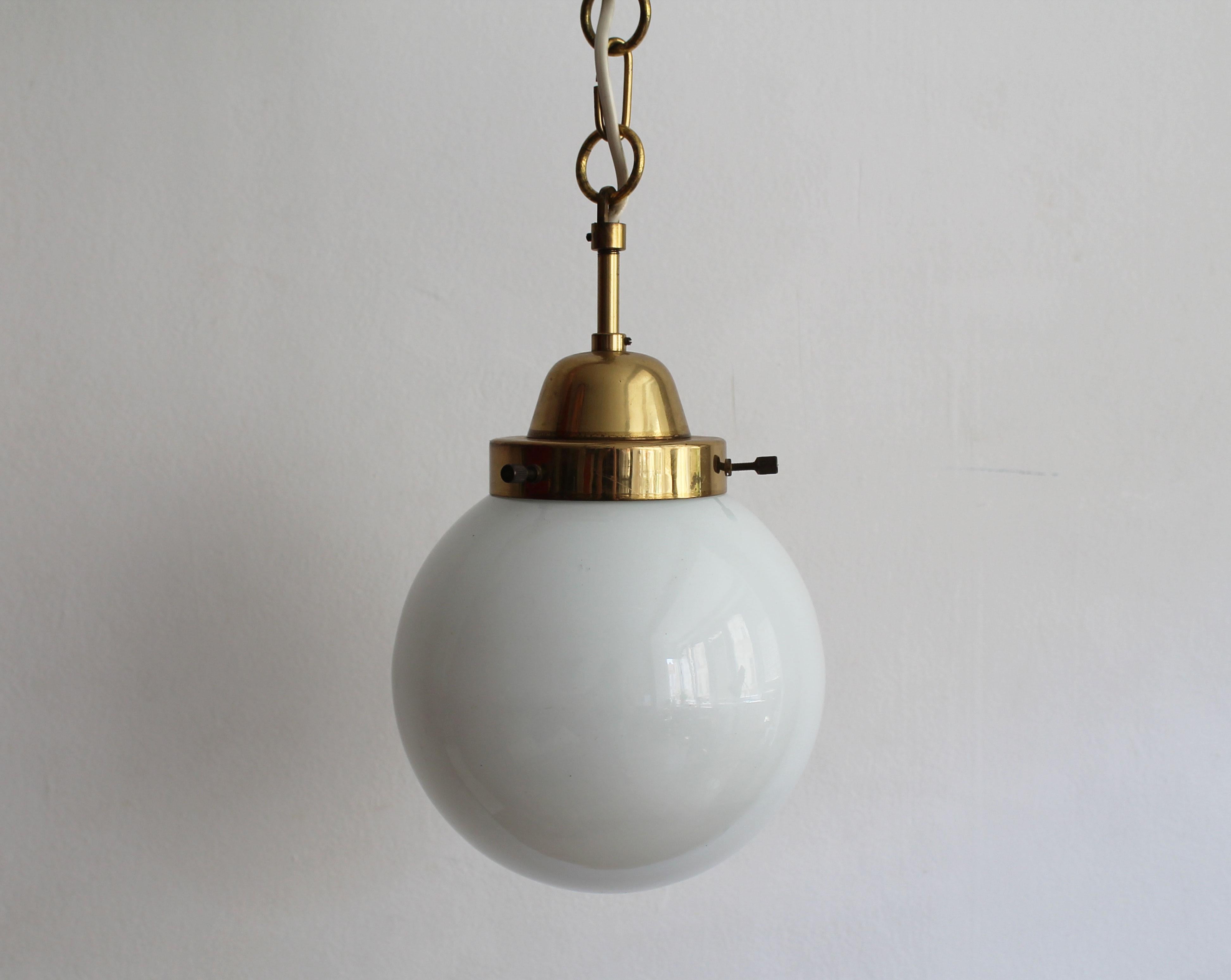 1920er Jugendstil-Deckenlampe (Tschechisch) im Angebot