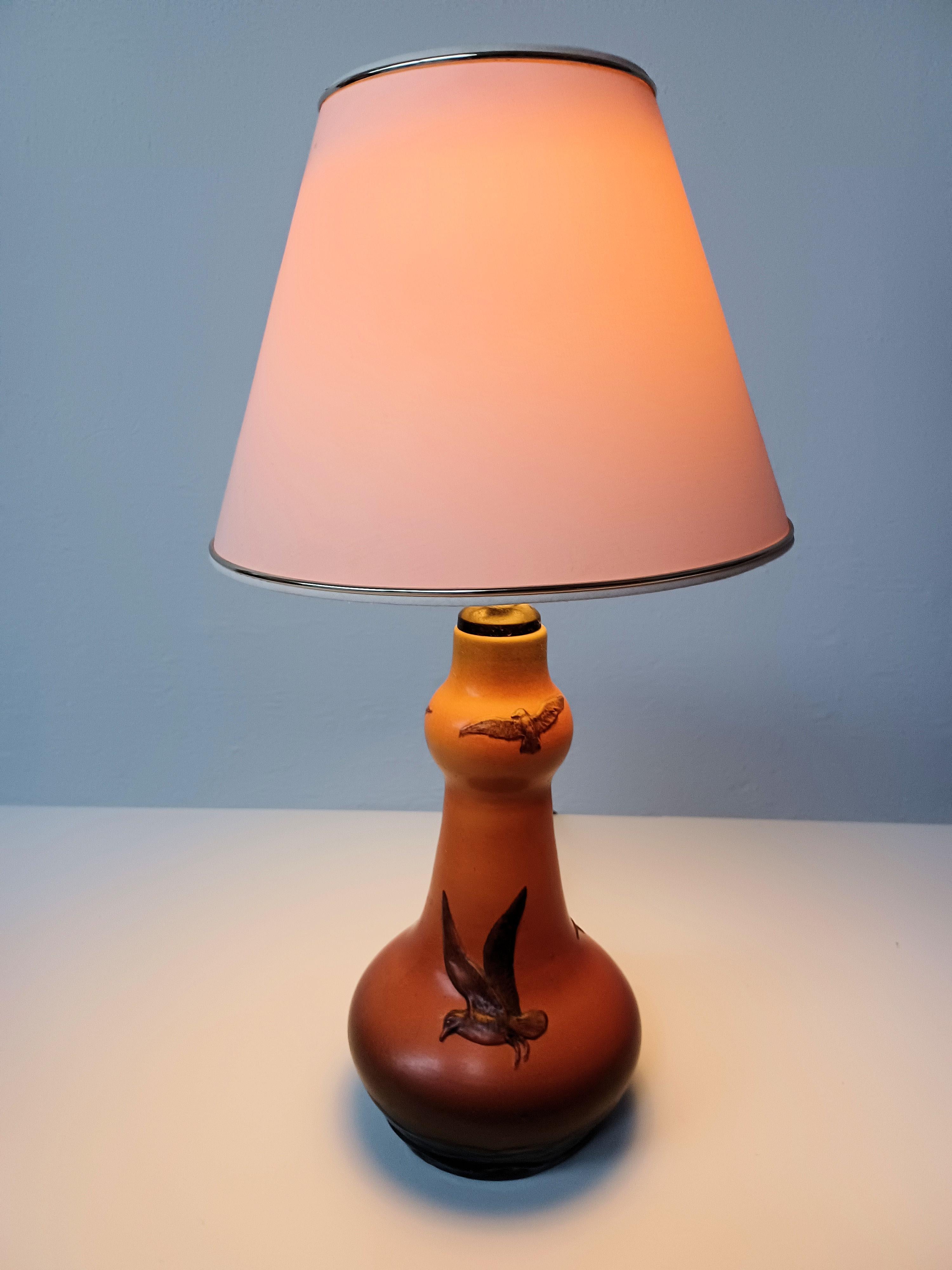 Lampe de table mouette Art nouveau des années 1920, réalisée à la main par West pour P. Ipsens Enke Bon état - En vente à Knebel, DK