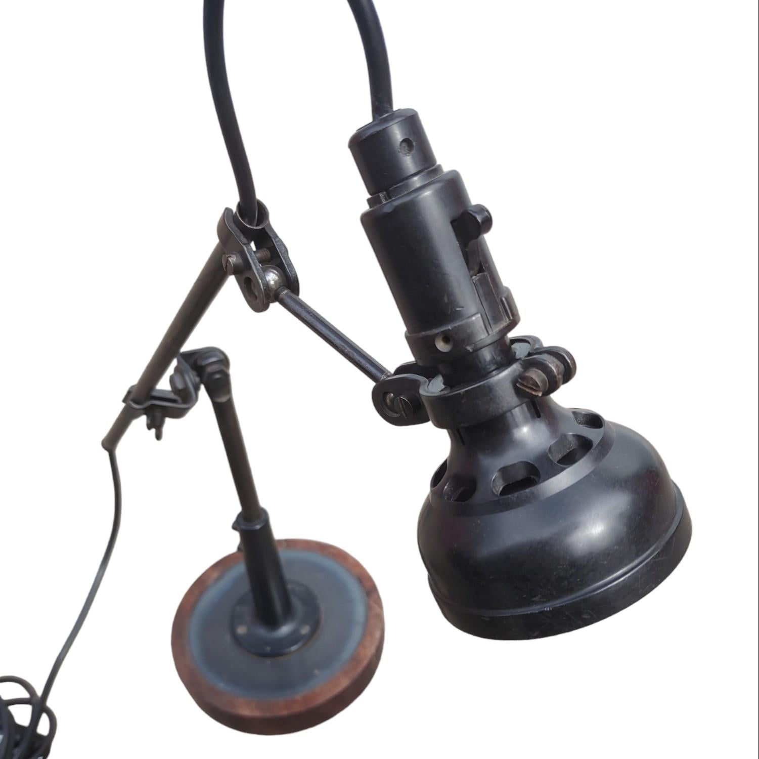 American 1920s Articulated Industrial Desk Lamp For Sale