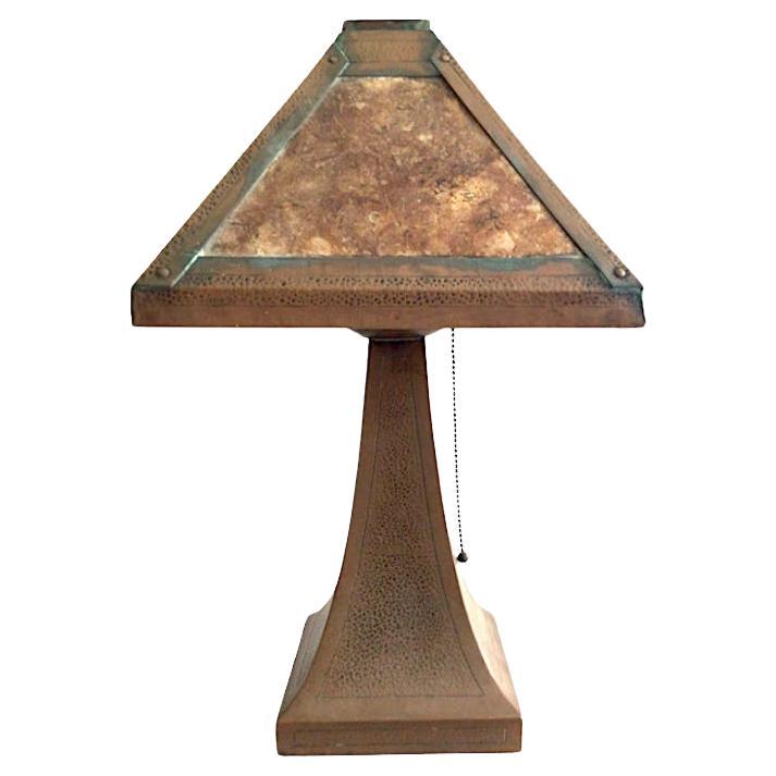 1920s Arts and Crafts Copper Table Lamp With Mica Shade For Sale