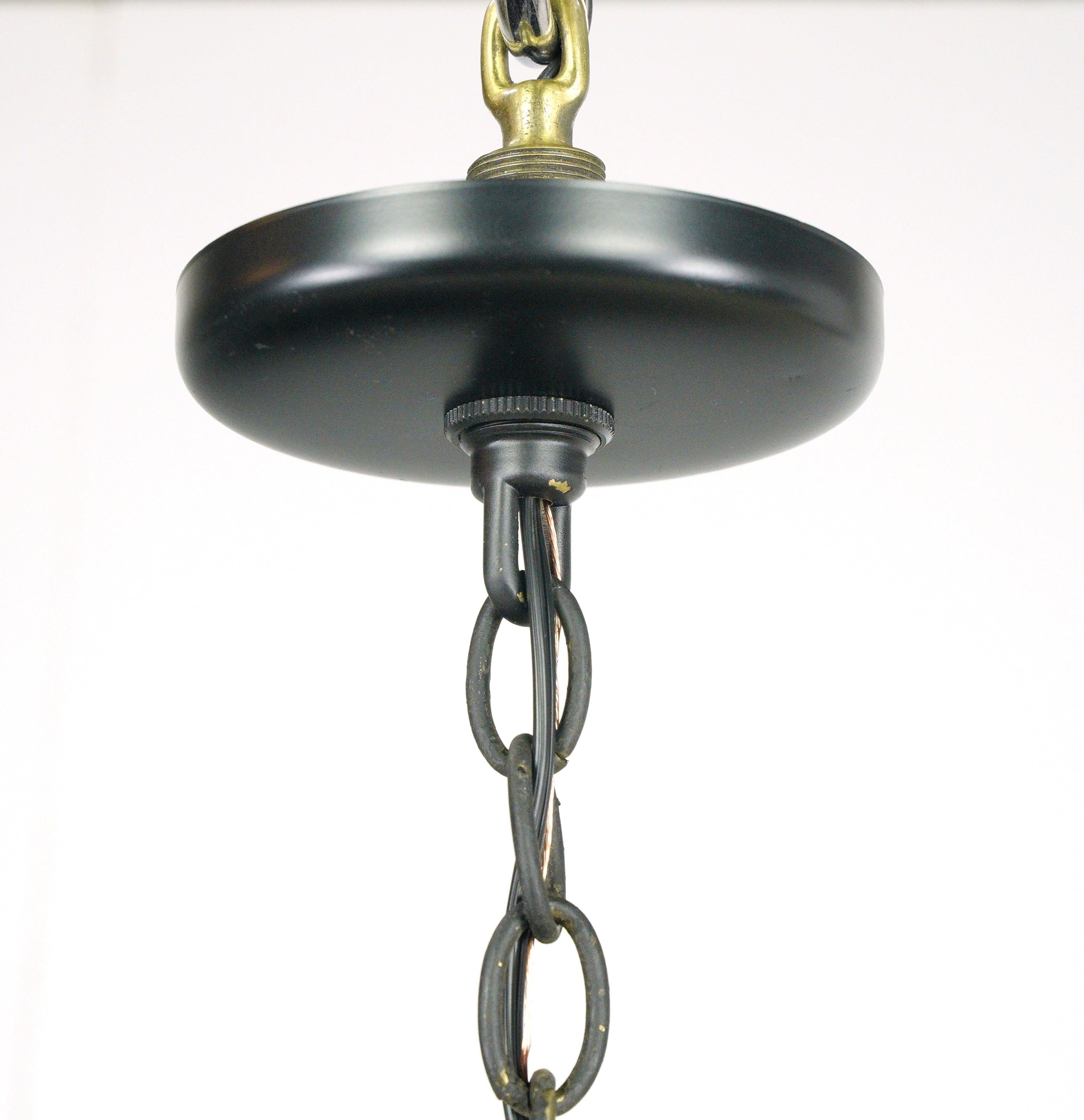 Lanterne suspendue en verre teinté Arts & Crafts des années 1920 en vente 3
