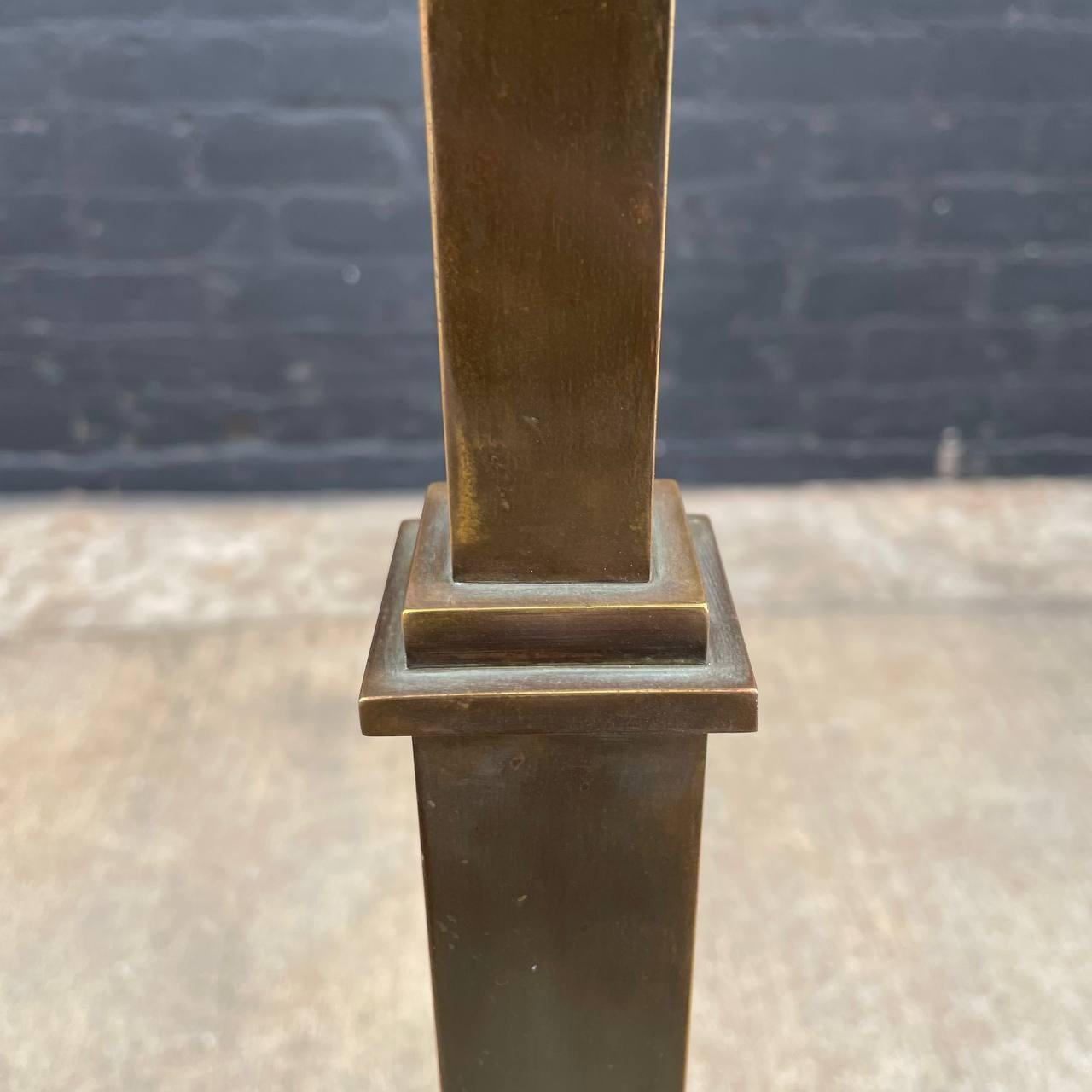 Lampada da terra in bronzo e pietra in stile Arts Deco degli anni '20 in vendita 3