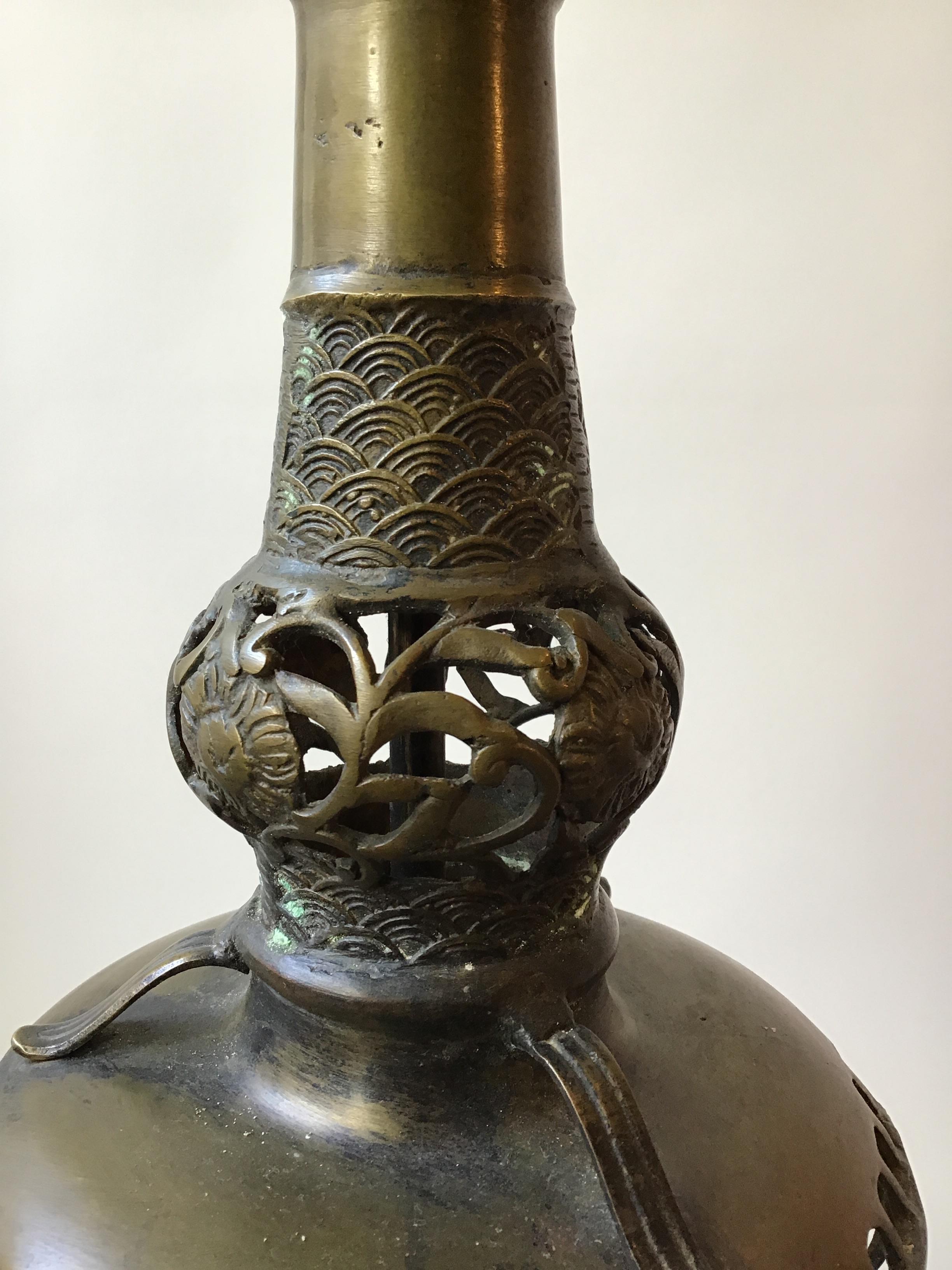 1920s Asian Bronze Table Lamp For Sale 3